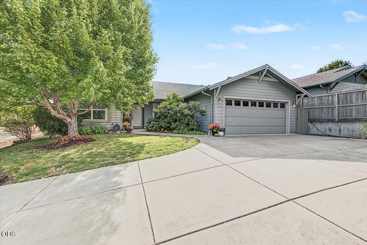 120 Andi Court — photo