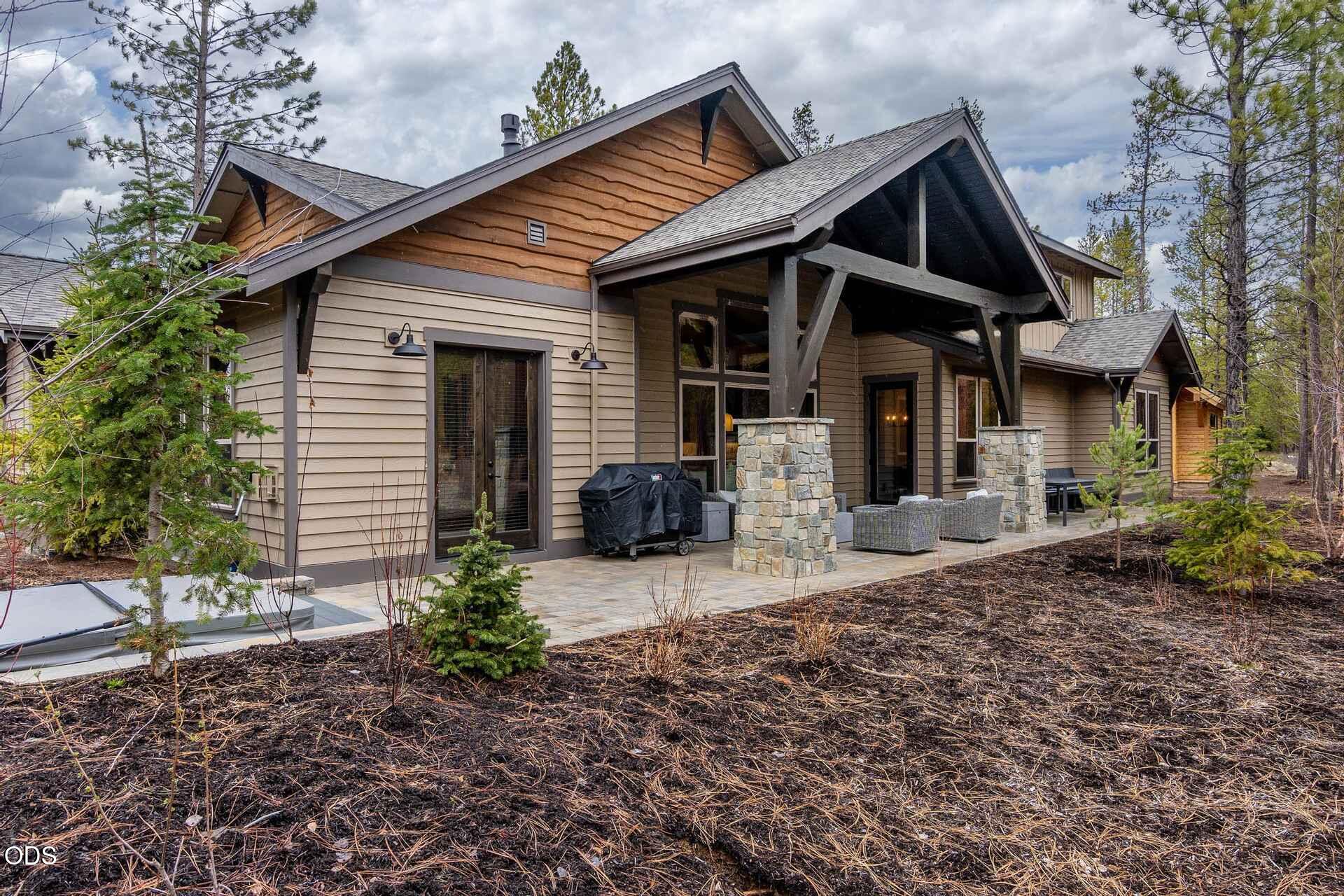 56887 Dancing Rock Loop #15B, Bend, OR 97707 — photo 3