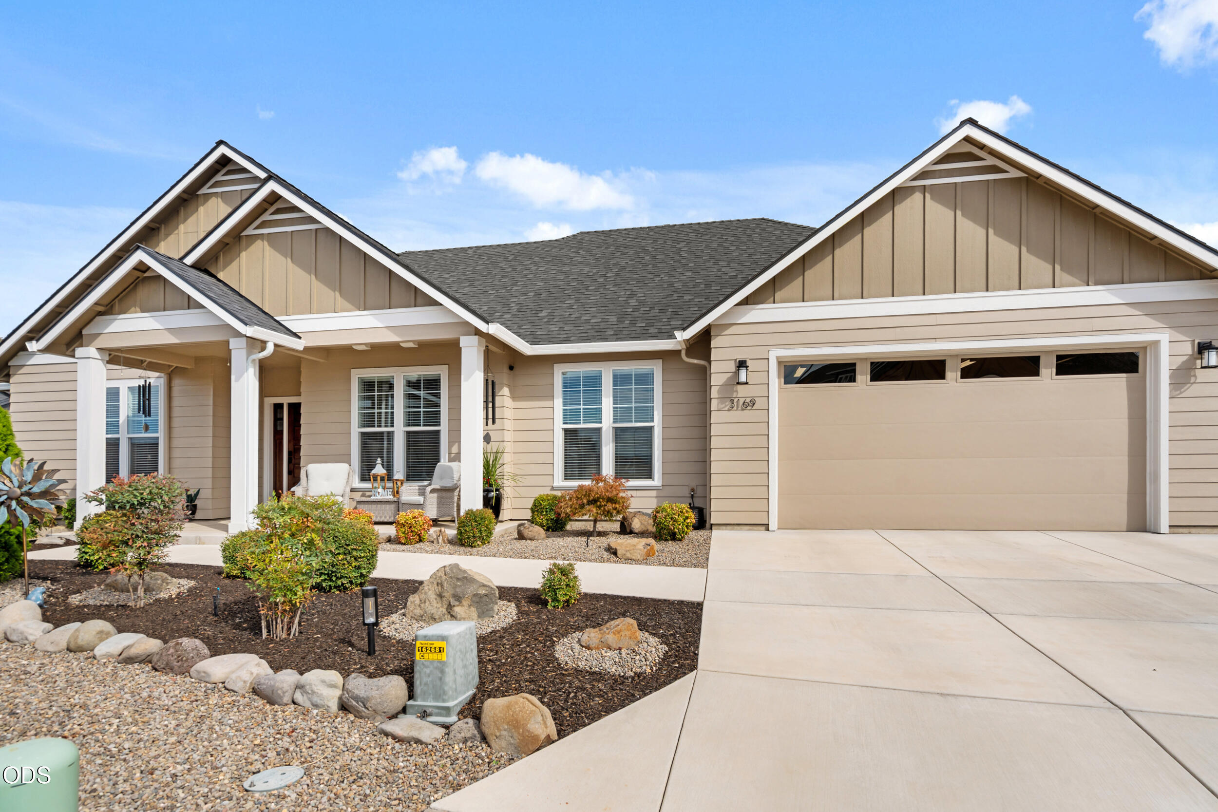 3169 Monaco Court — photo
