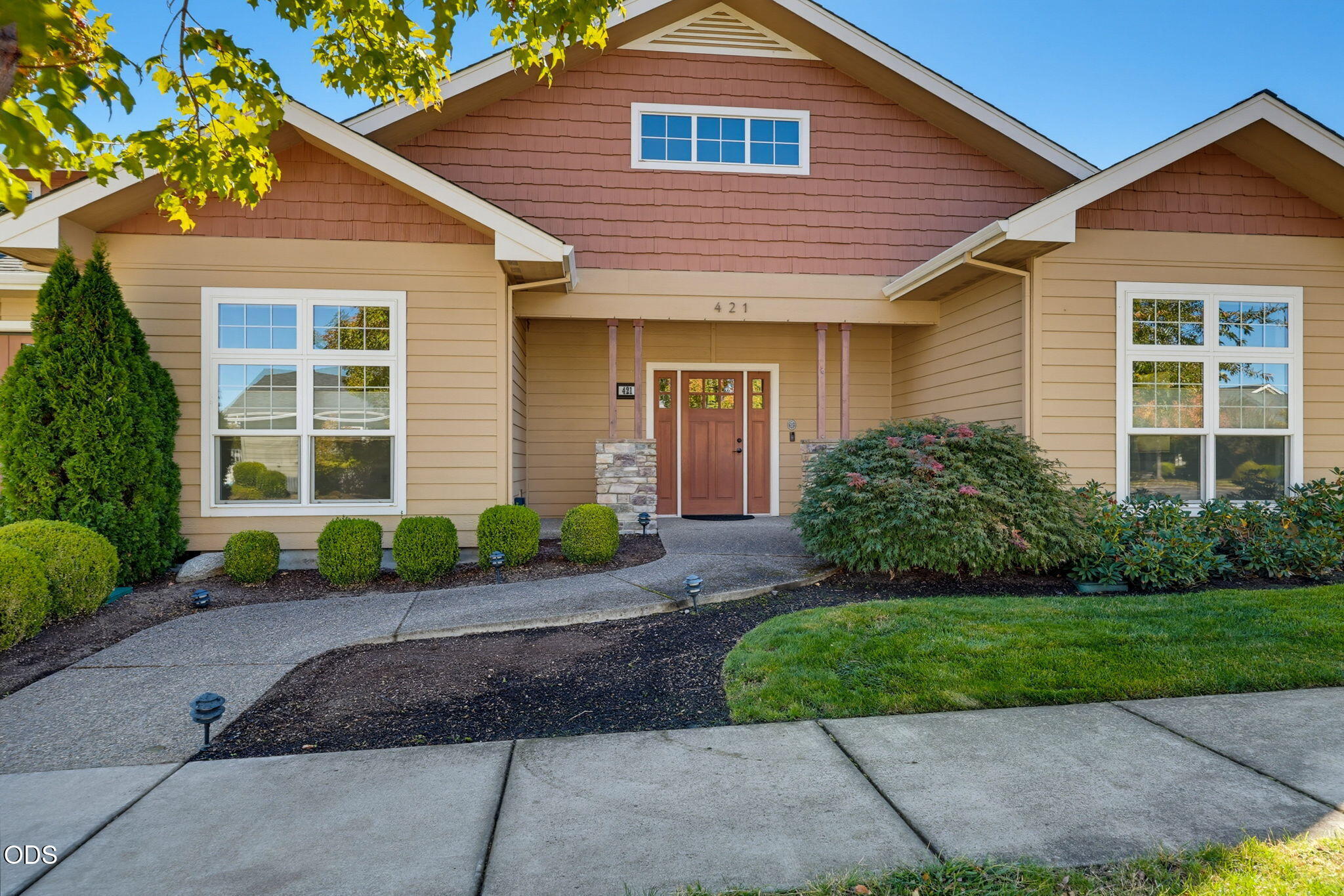 421 Stone Pointe Drive, Central Point, OR 97502 | Realty.com