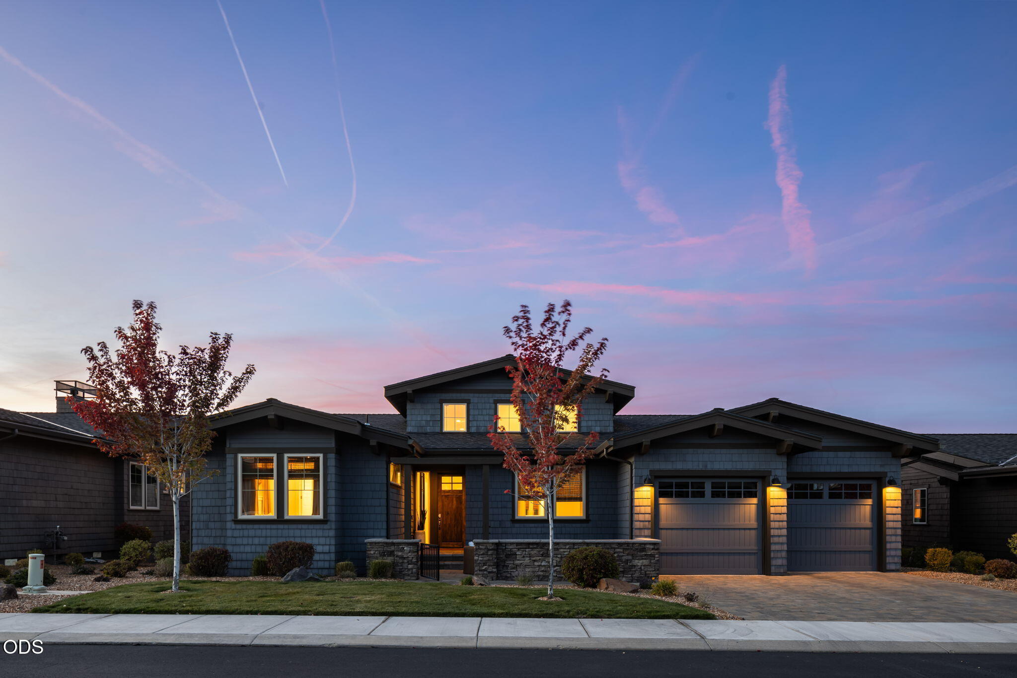 19355 Alianna Loop, Bend, OR 97702 — photo 2