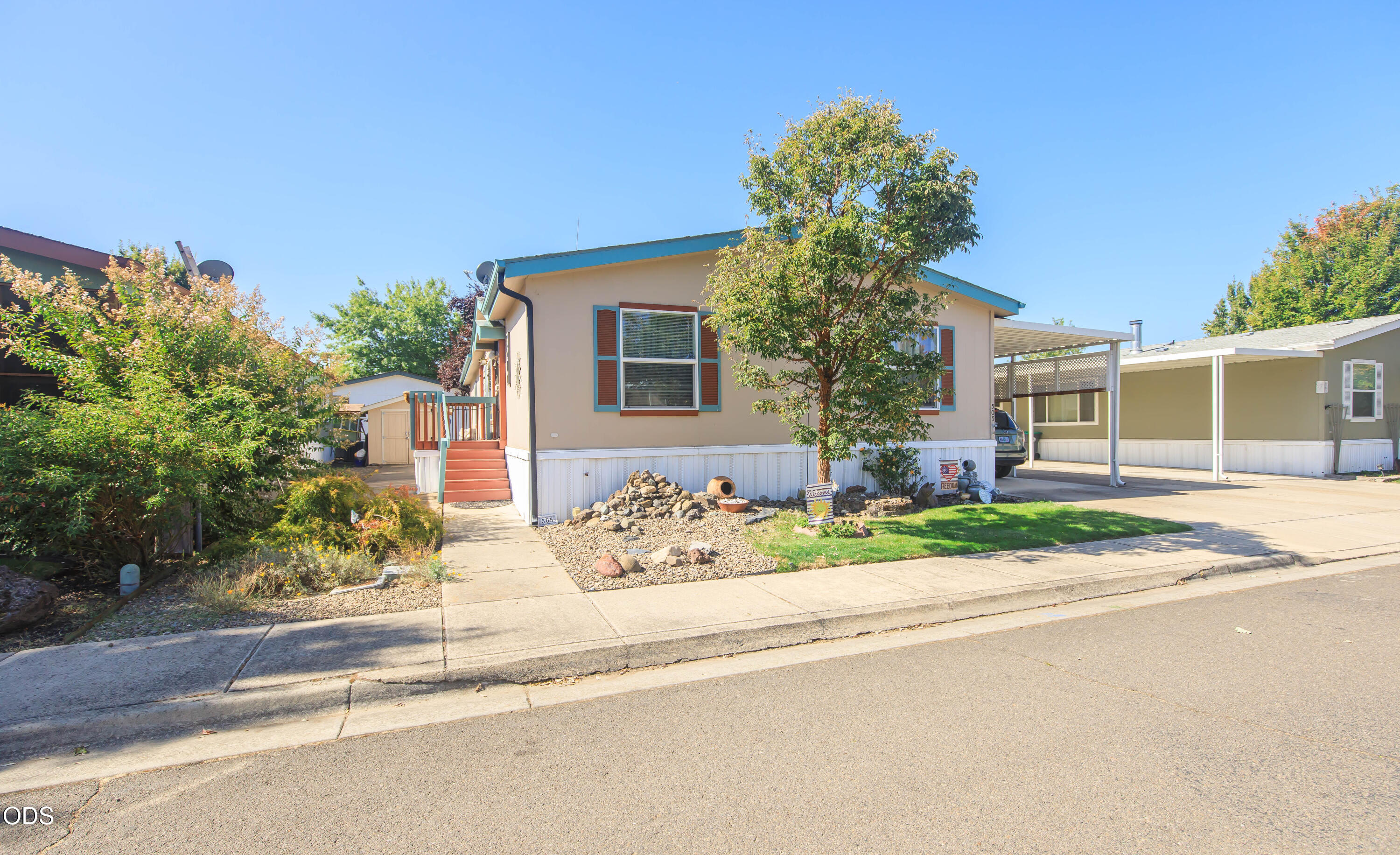 10 E South Stage Road, Spc 505 — photo