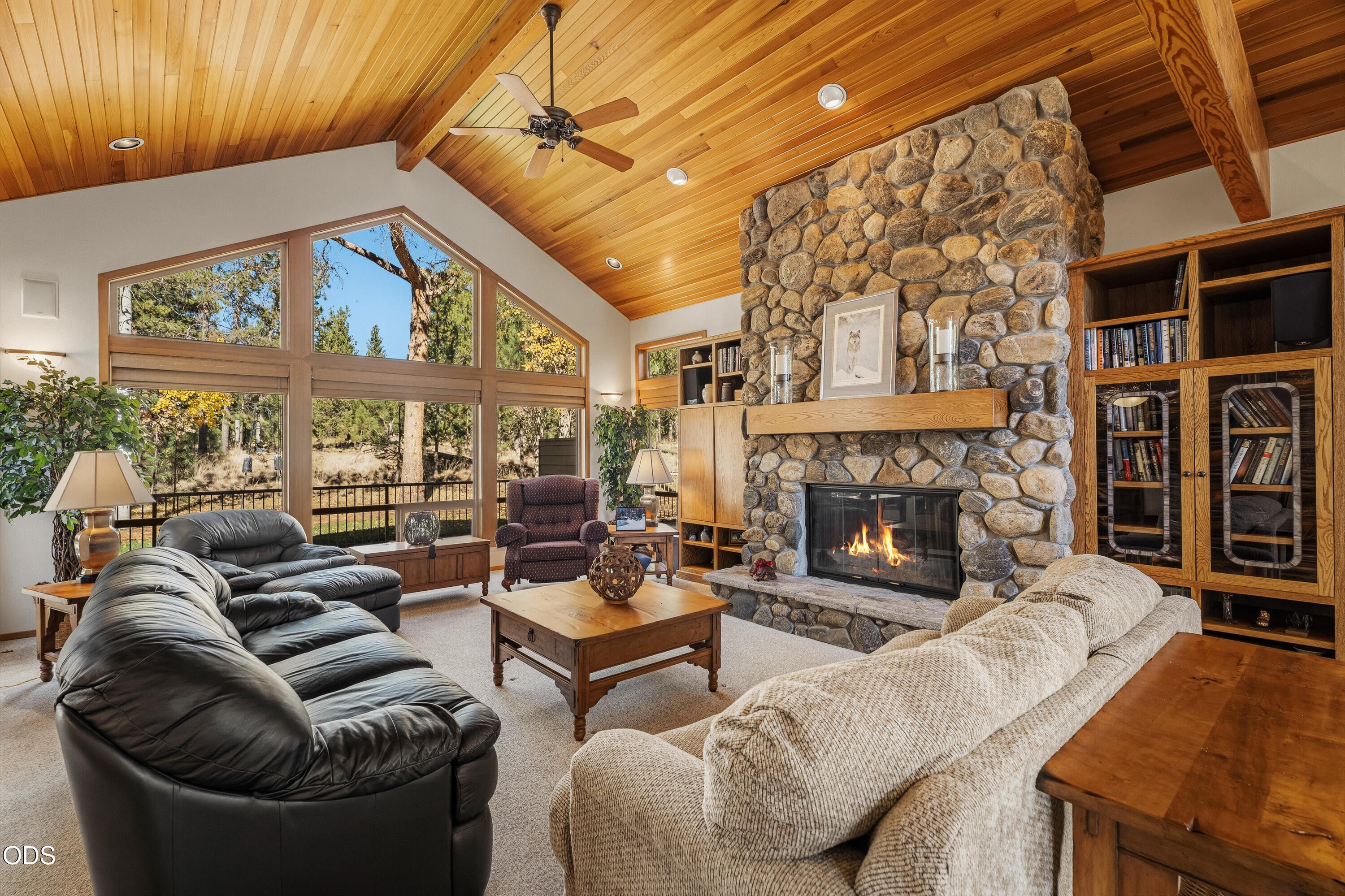 58210 McNary Lane, 1 — photo