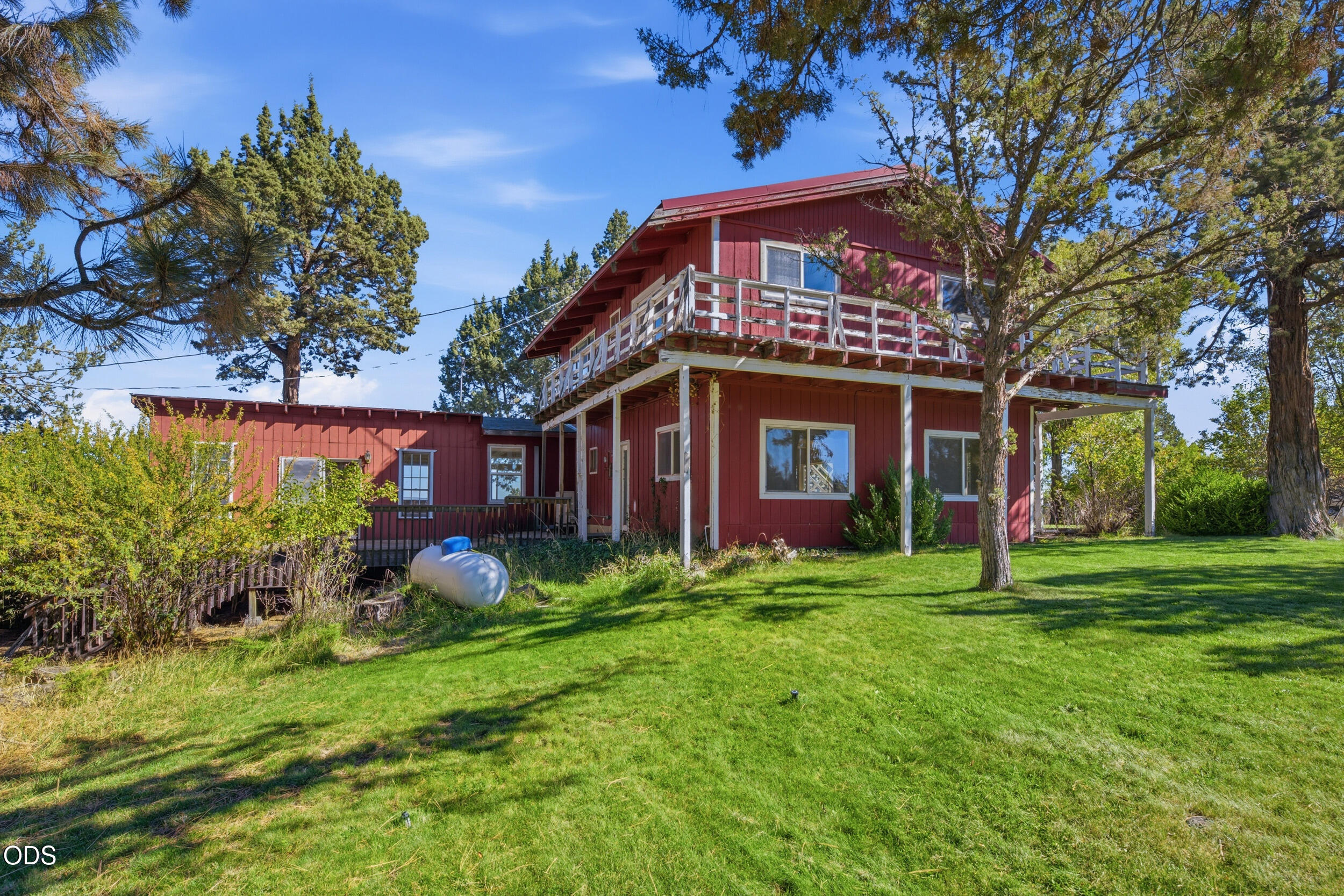 62710 Dixon Loop, Bend, OR 97701 — photo 3