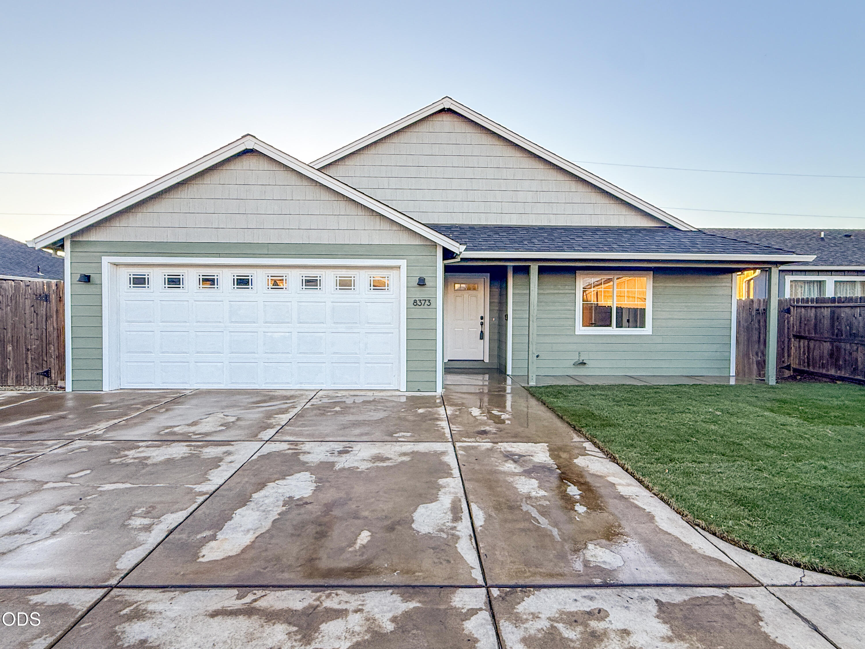 8373 Kyra Lane — photo