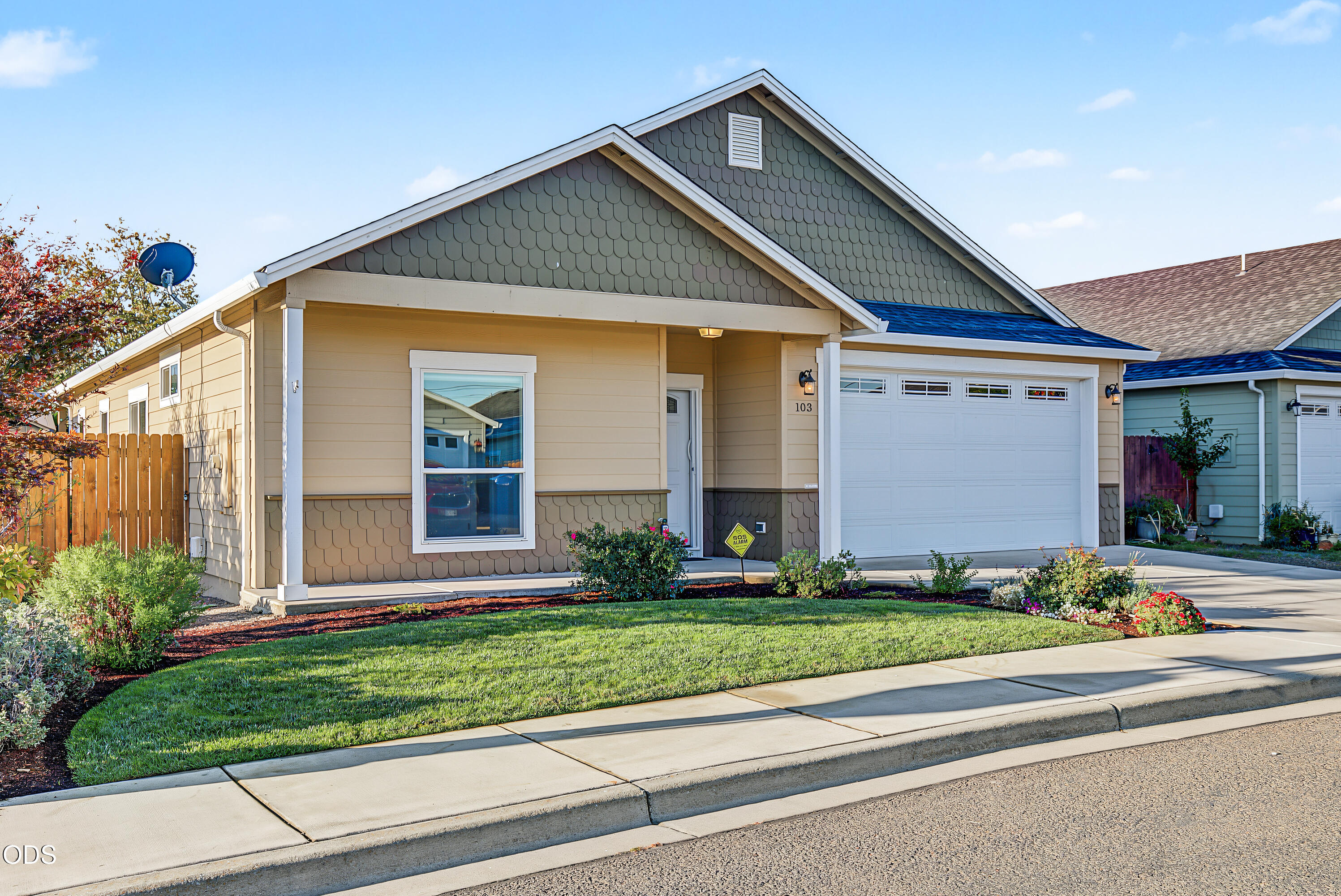 103 Greenview Drive, Eagle Point, OR 97524 — photo 3