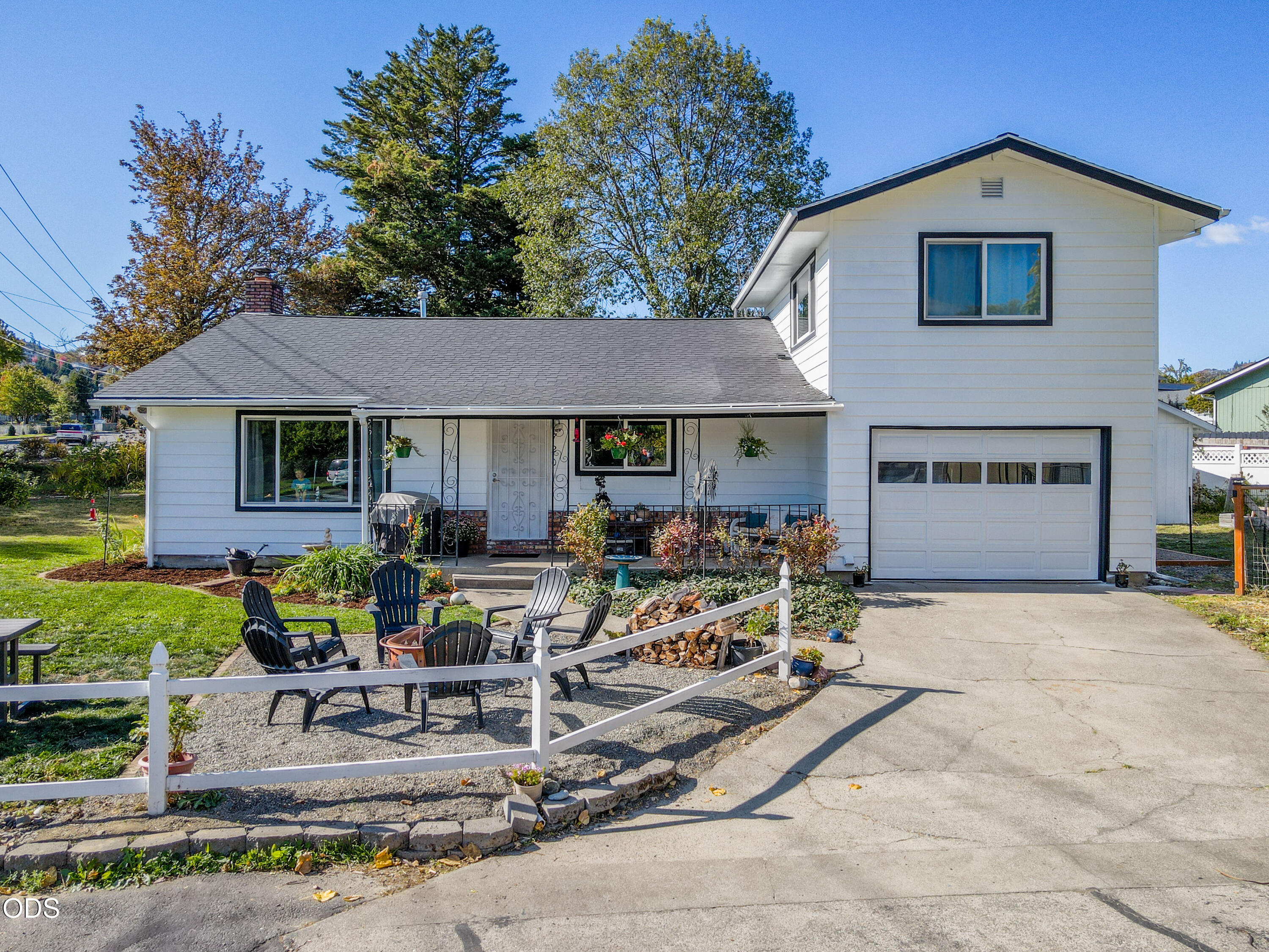 720 NW Morgan Lane — photo