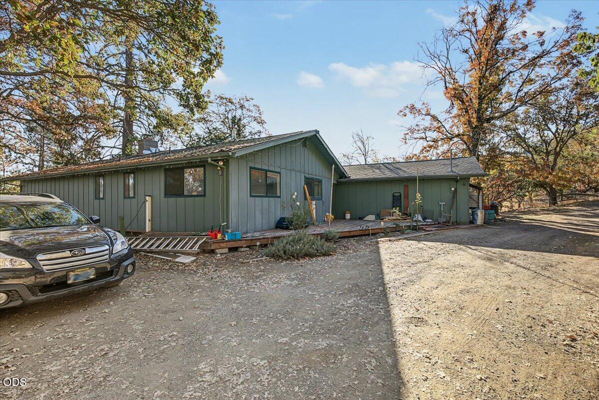 1311 Neil Creek Road — photo