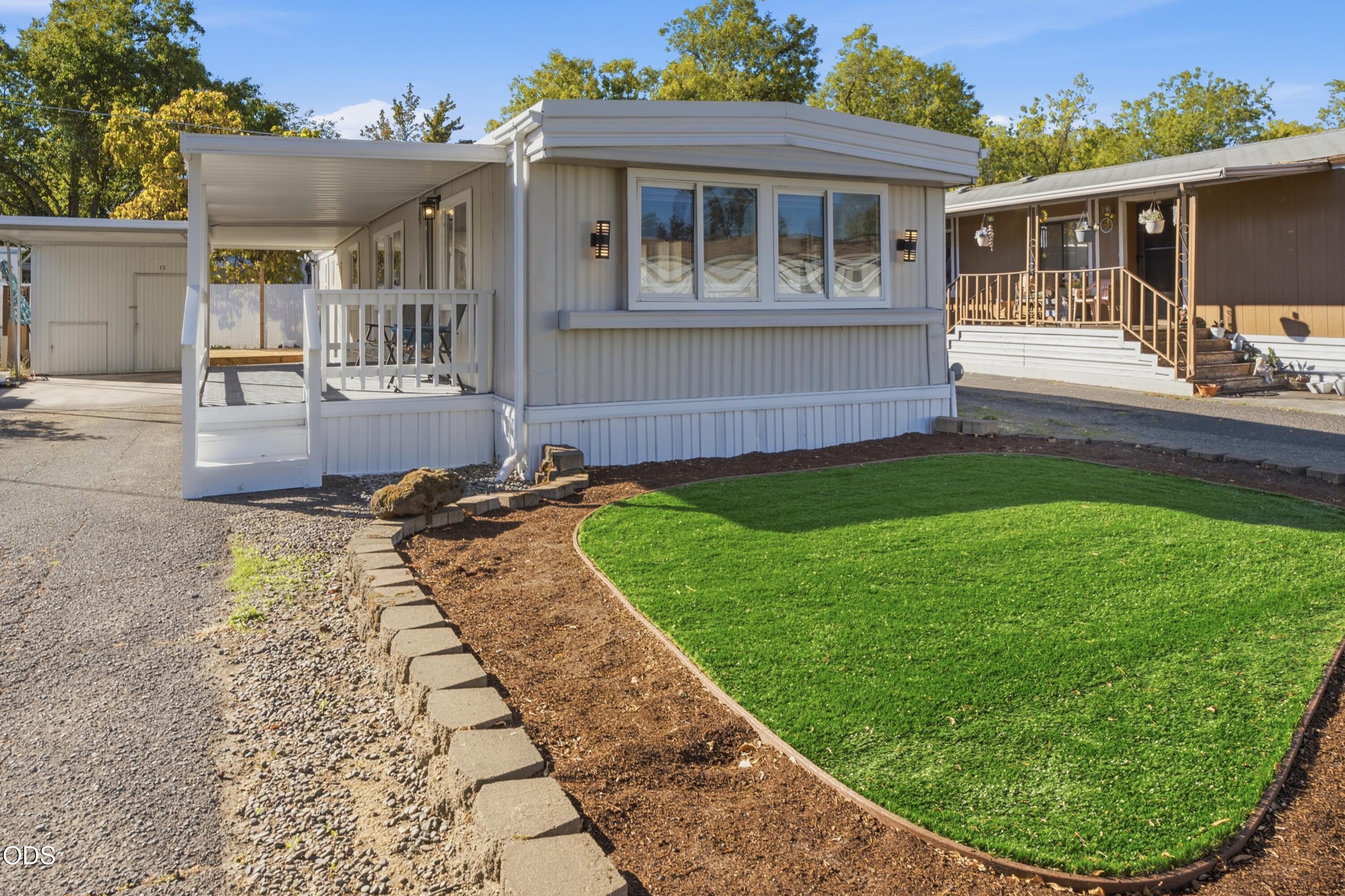 2385 Table Rock Road, Spc 13 — photo