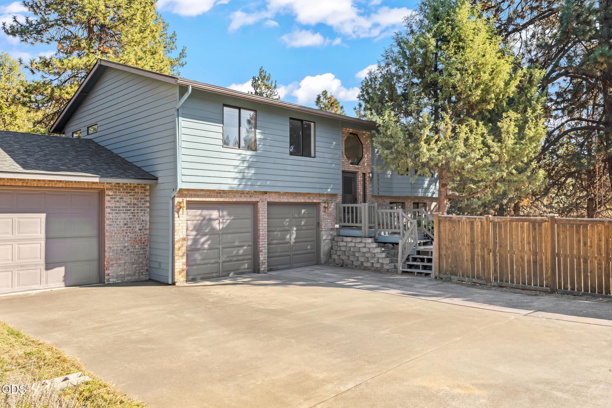 60586 Ridge Heights — photo