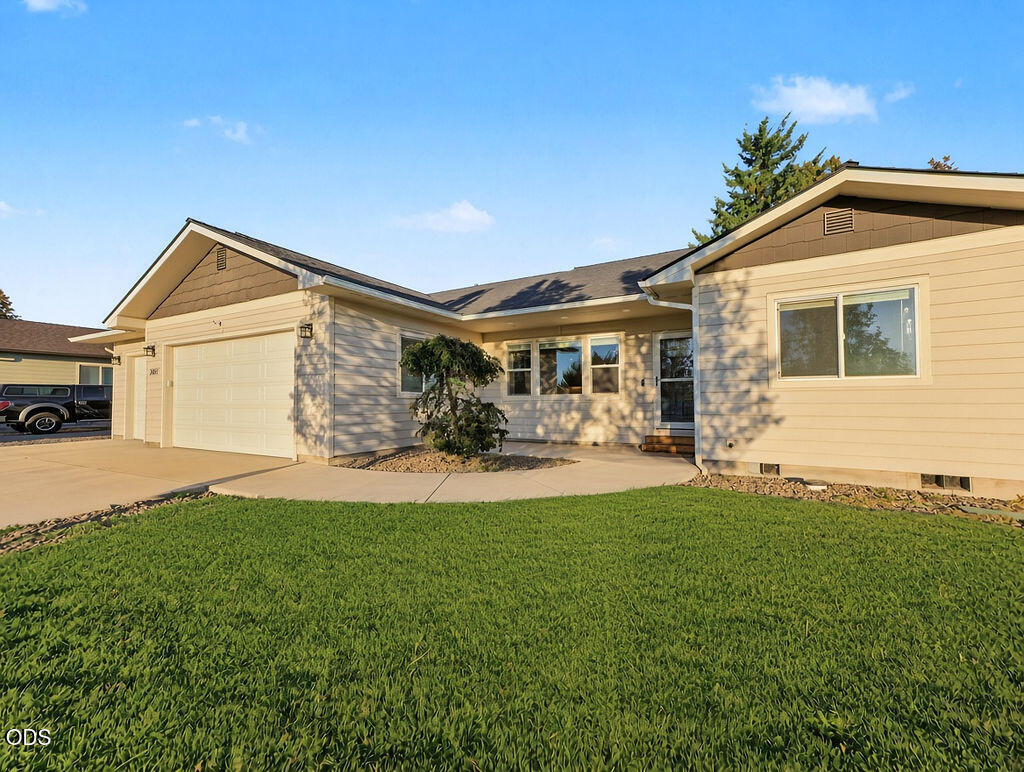 3611 Boulder Lane — photo