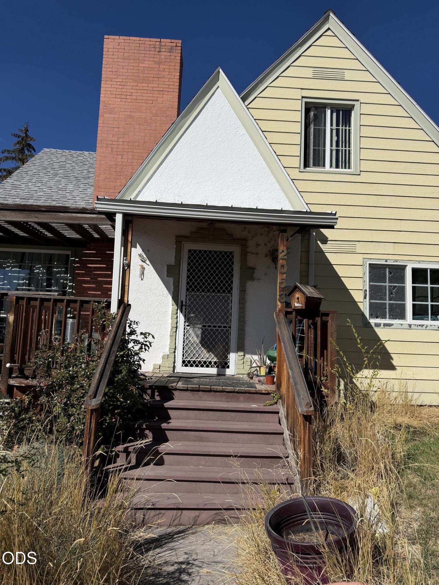 2053 Lawrence Street — photo