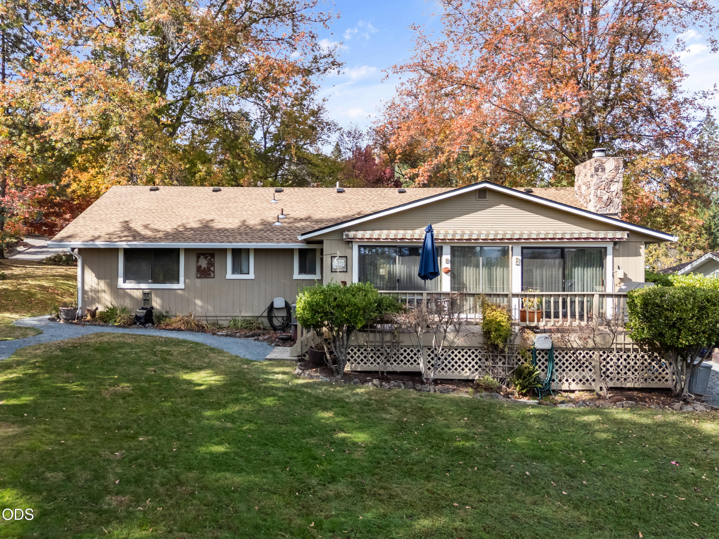 1475 Green Meadows Way — photo