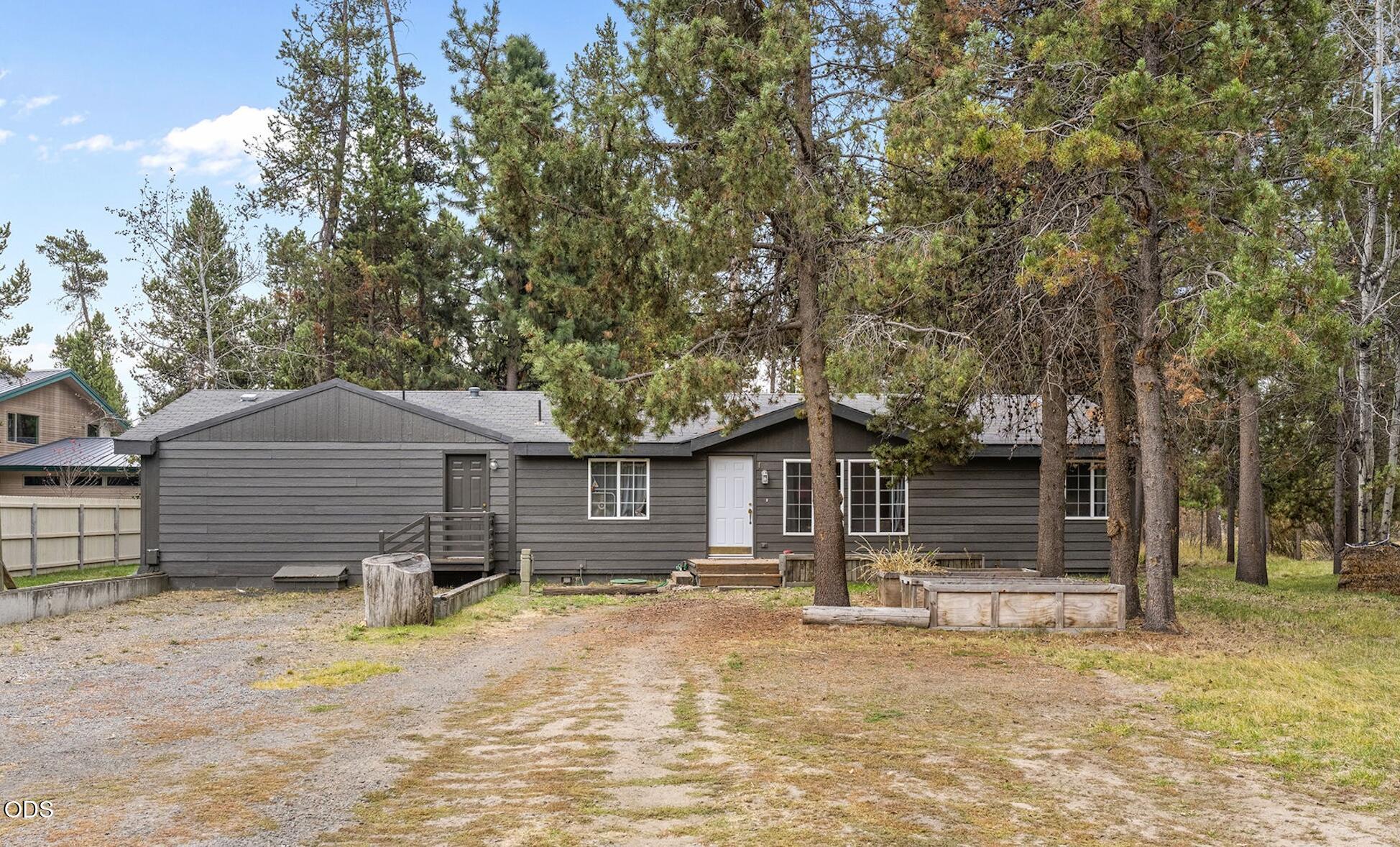 55833 Wood Duck Drive — photo