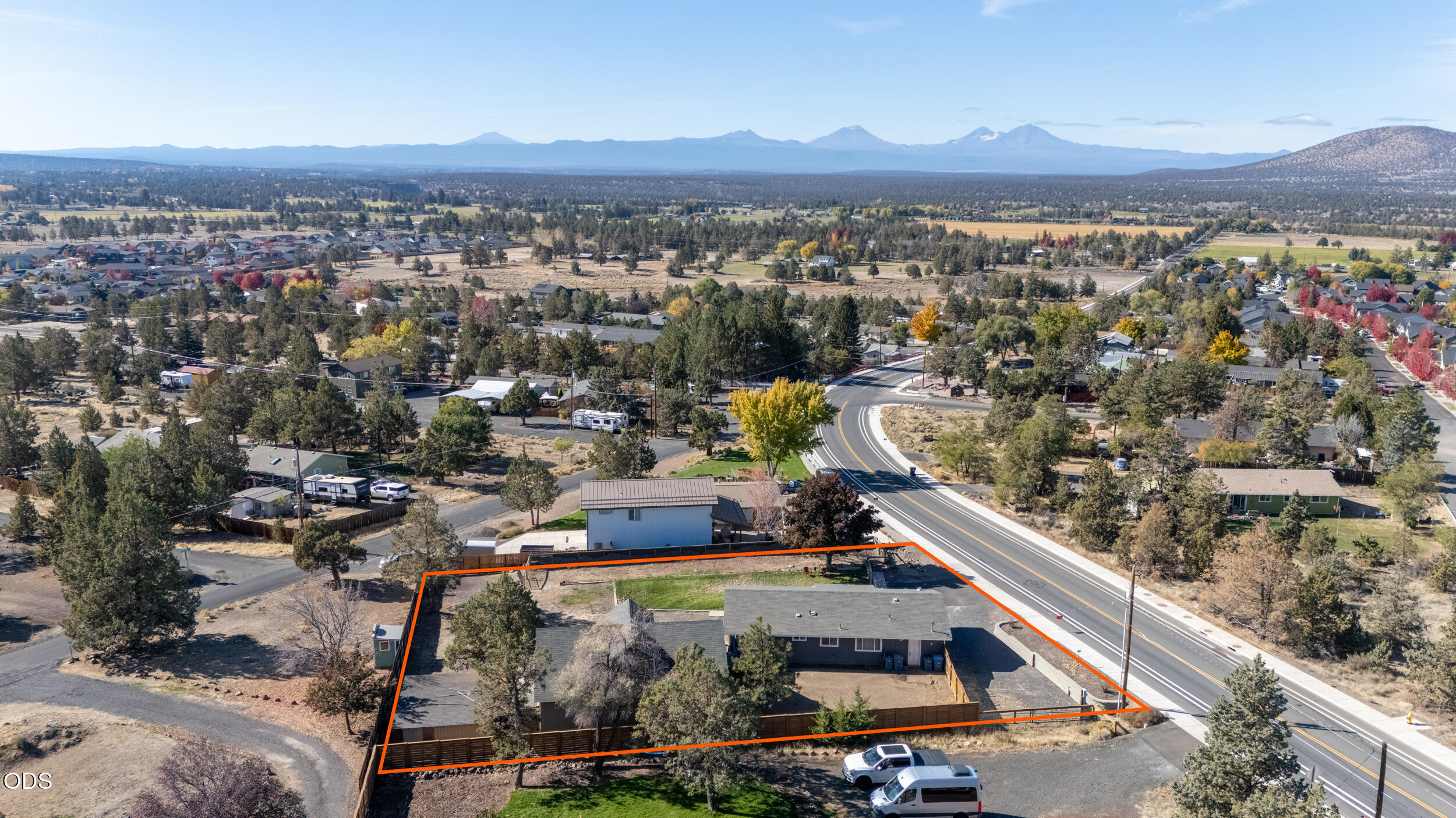 4360 SW Reservoir Drive — photo