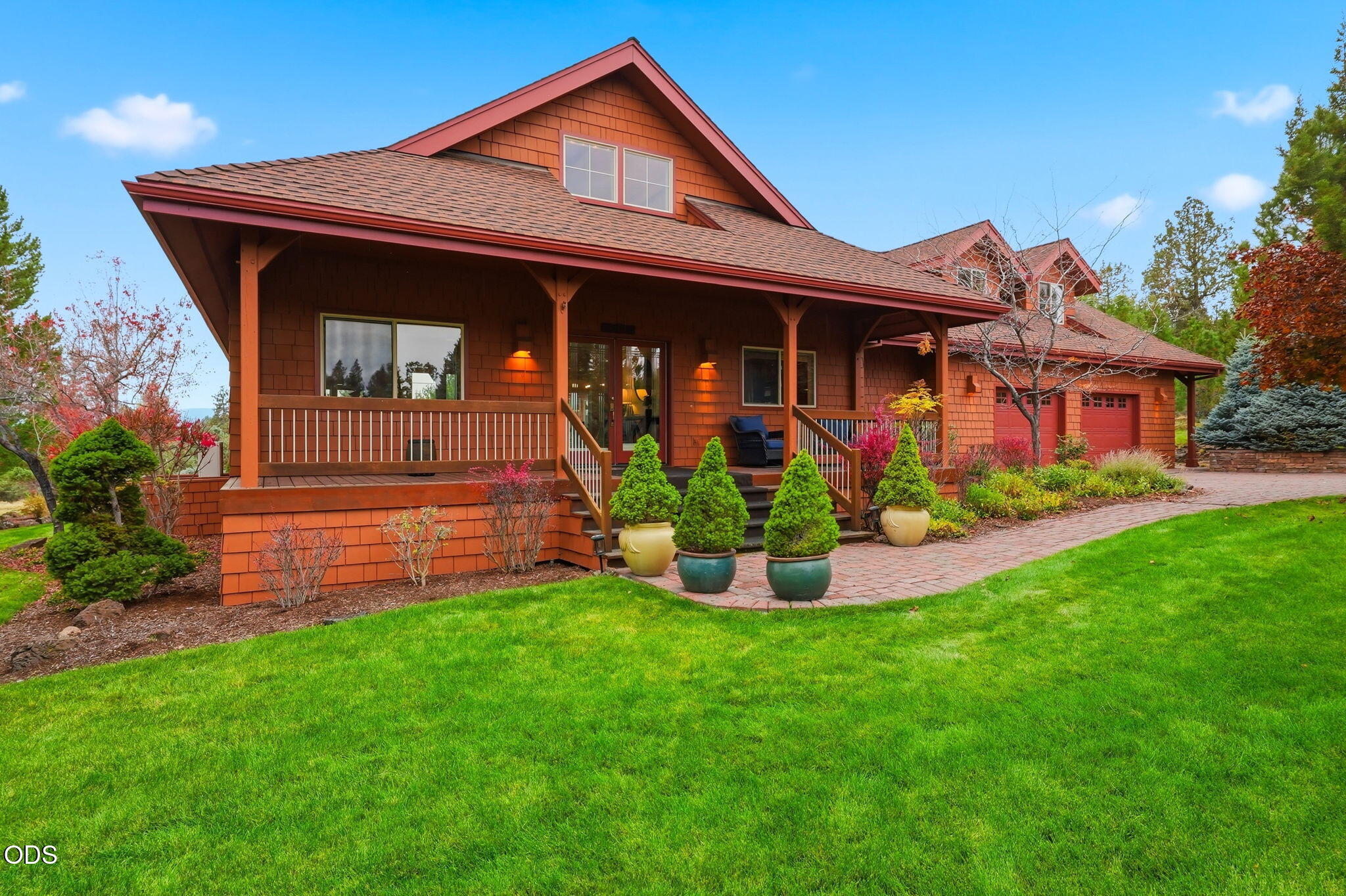 16015 Fox Ridge Circle — photo