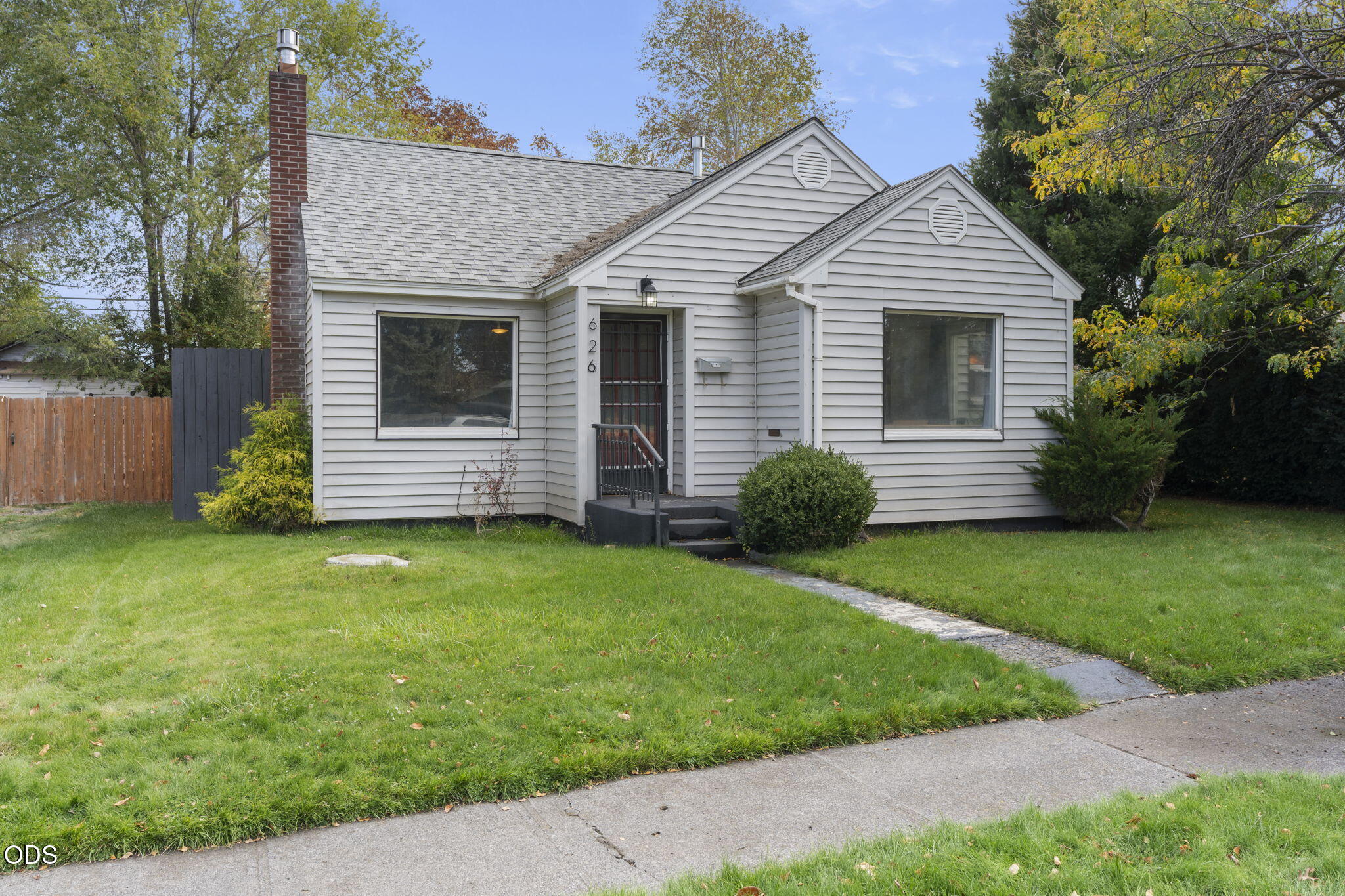 626 SW 11th Street — photo