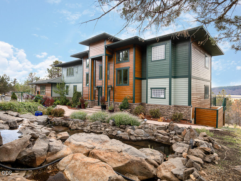 4728 Coopers Hawk Road — photo