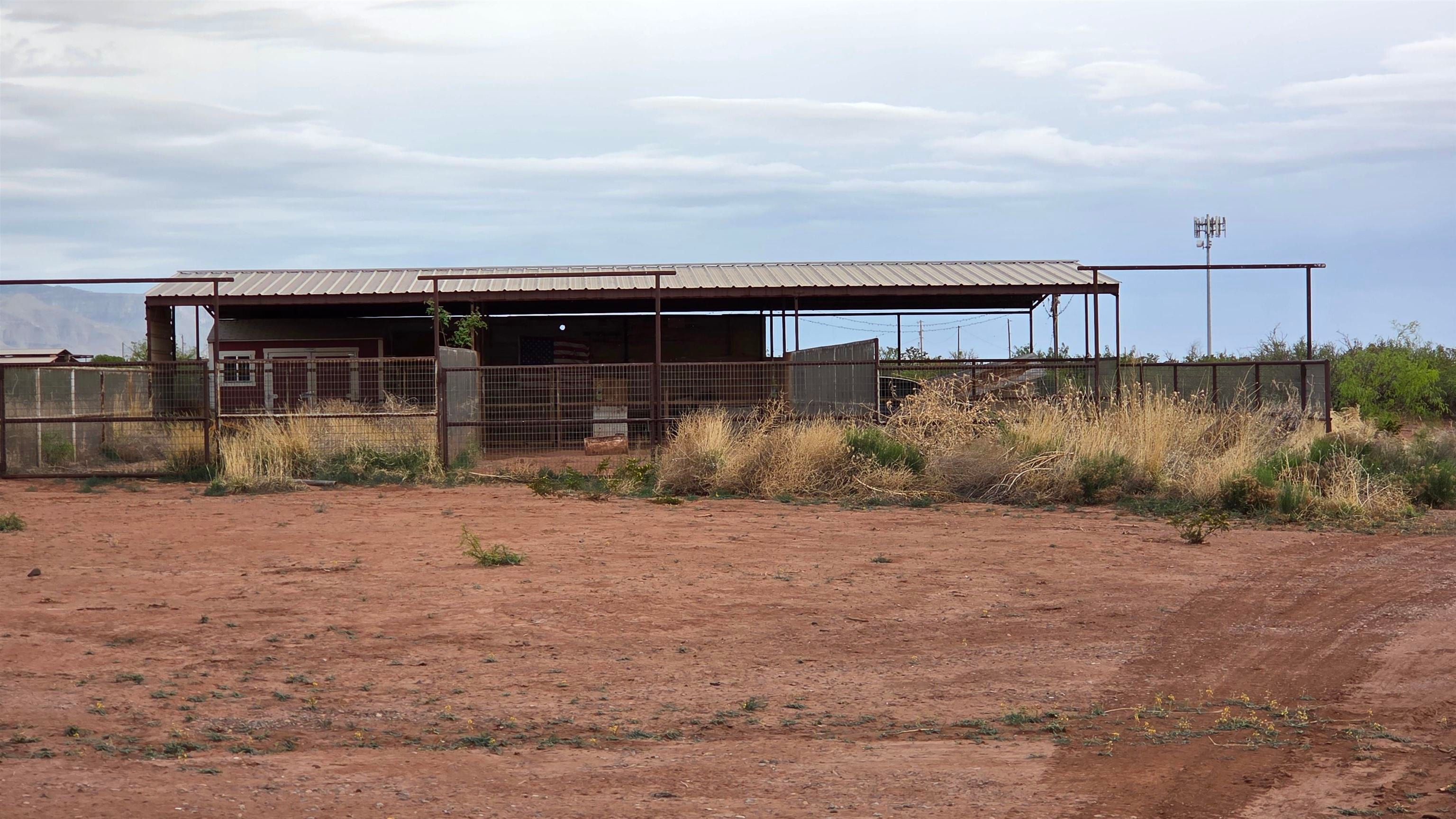 22 Dog Ranch Rd, La Luz, NM 88337 — photo 2