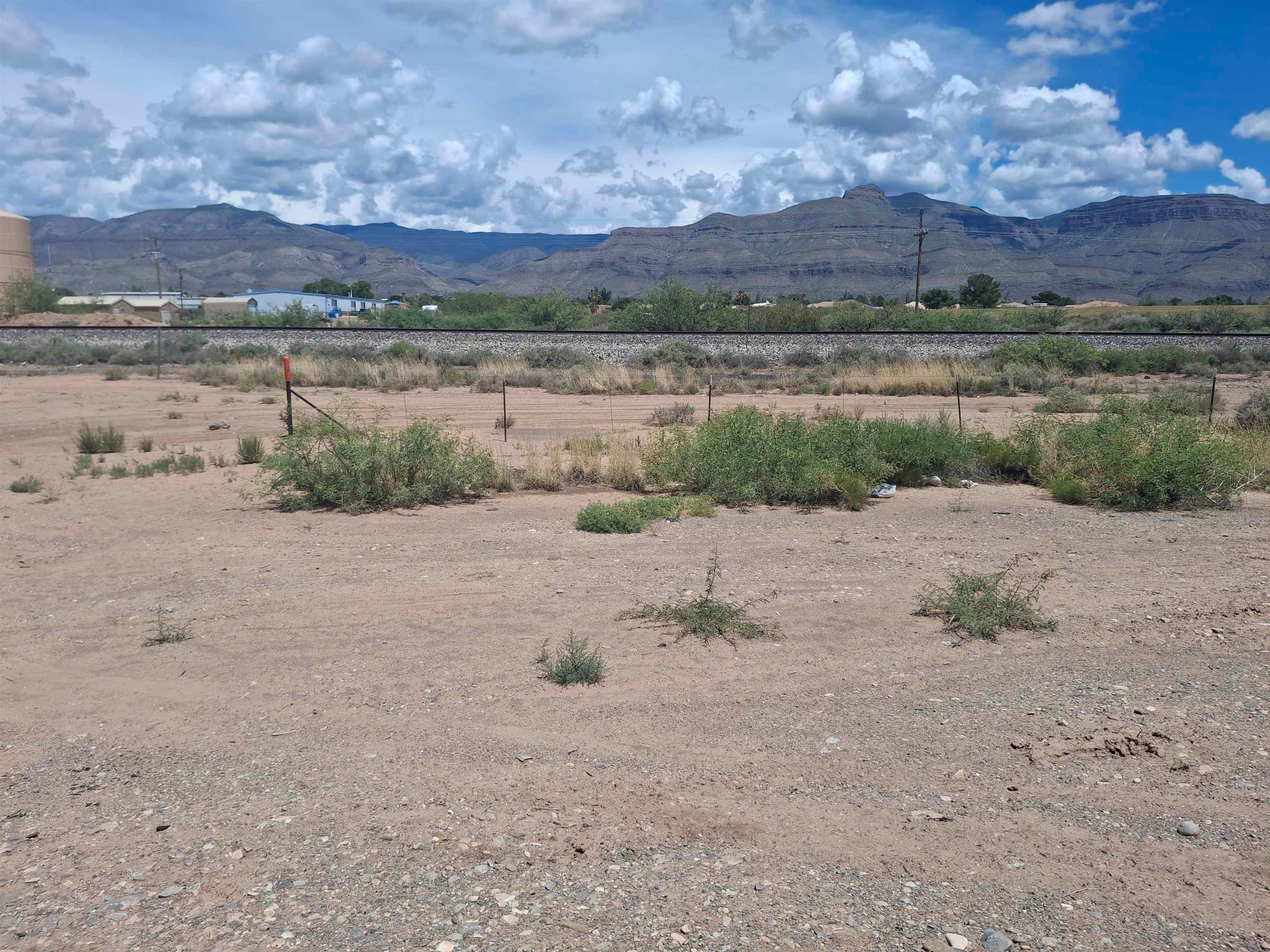 2067 S US Hwy 54 — photo
