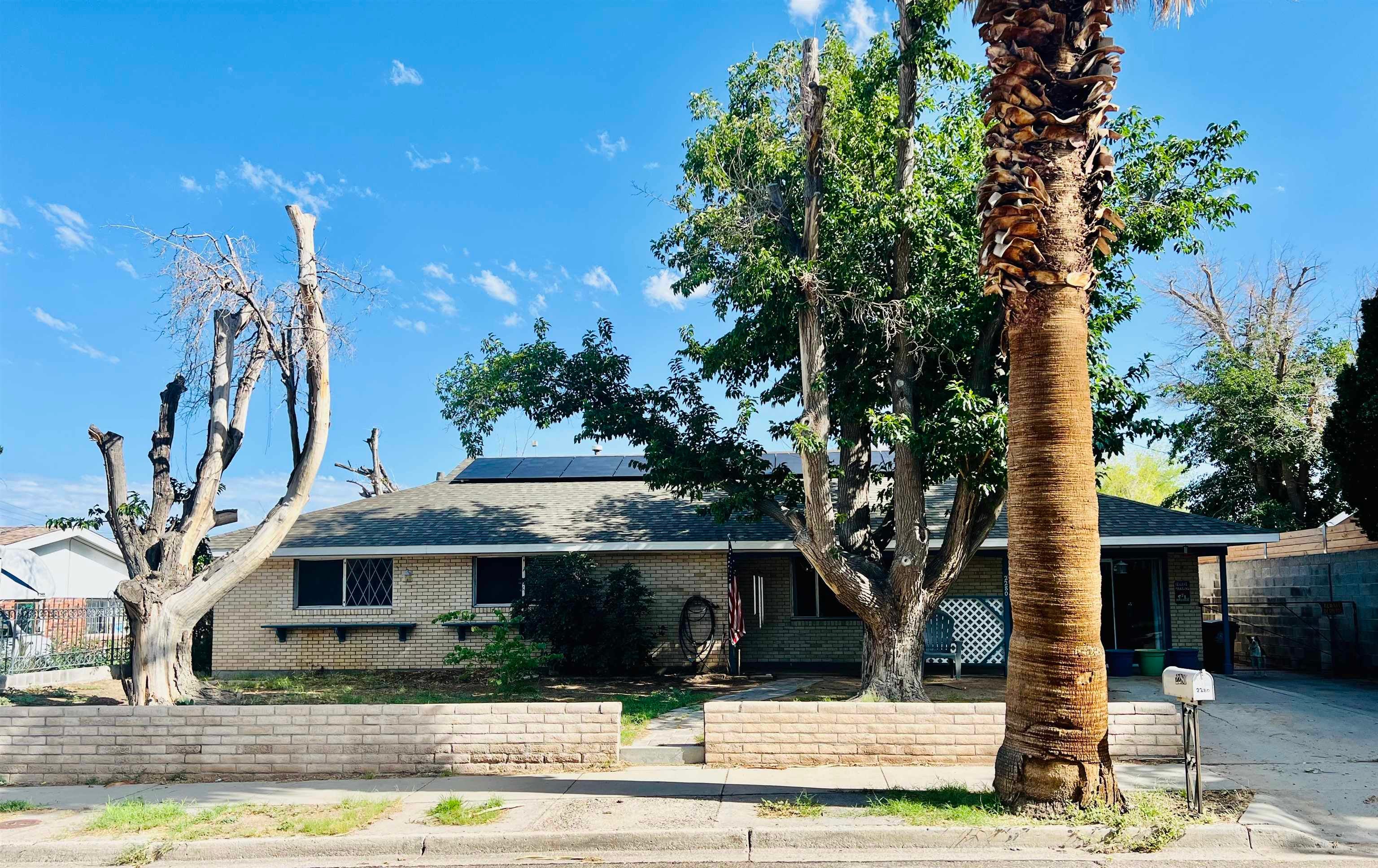 2280 Thomas Dr — photo