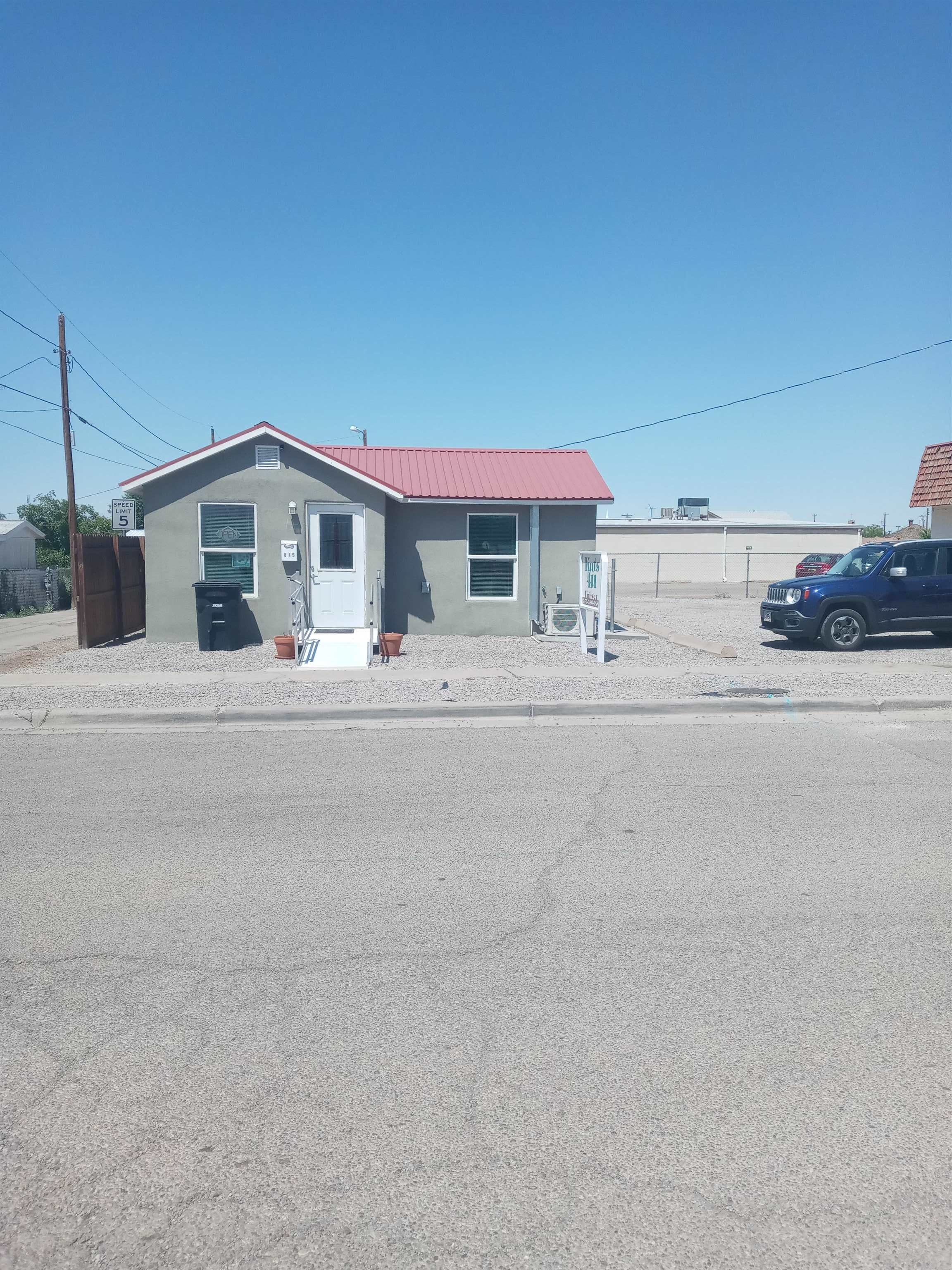 815 Alaska Ave — photo