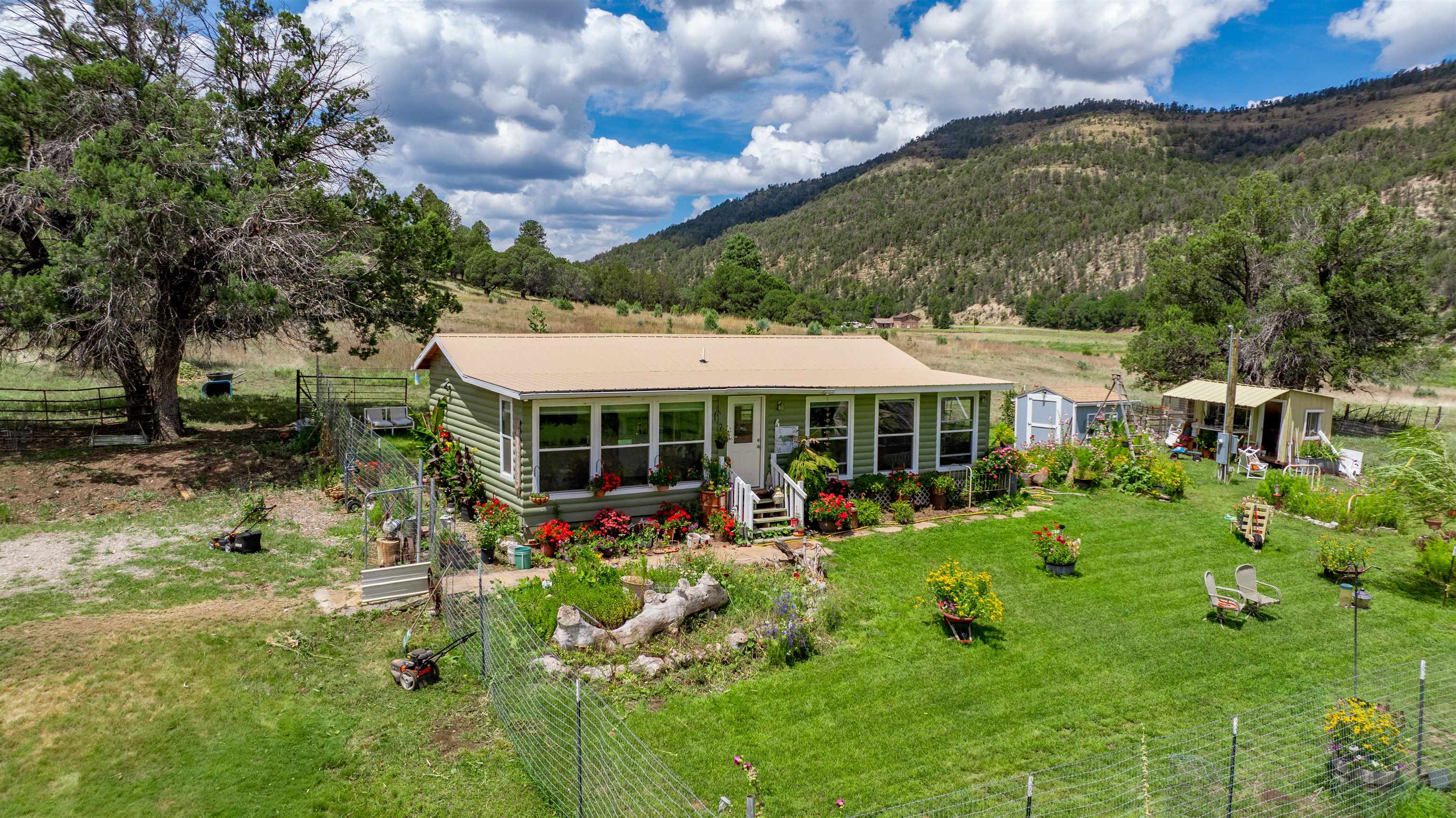 1752 Rio Penasco Rd, Mayhill, NM 88339 — photo 3
