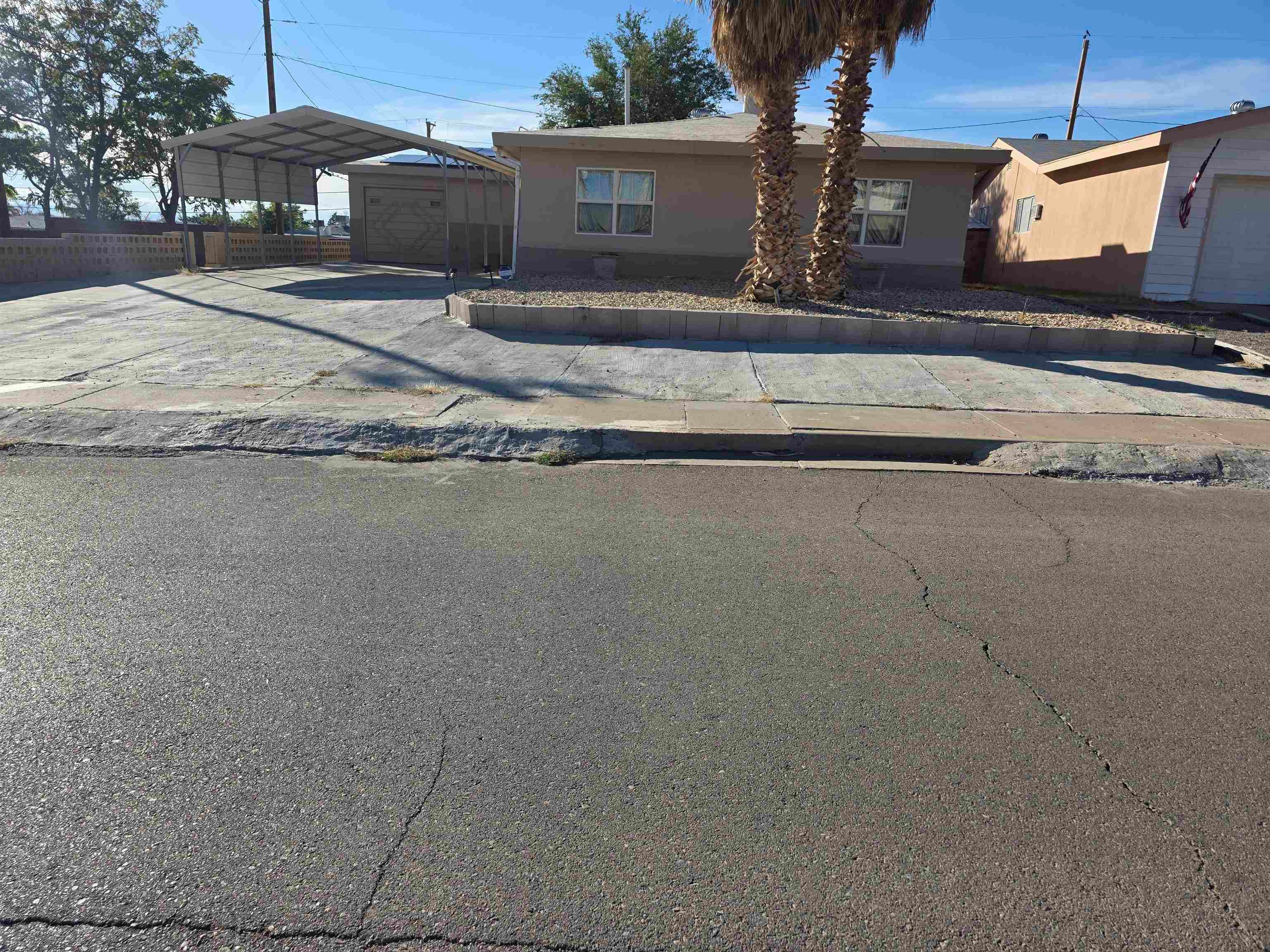 1303 McKinley Ave — photo