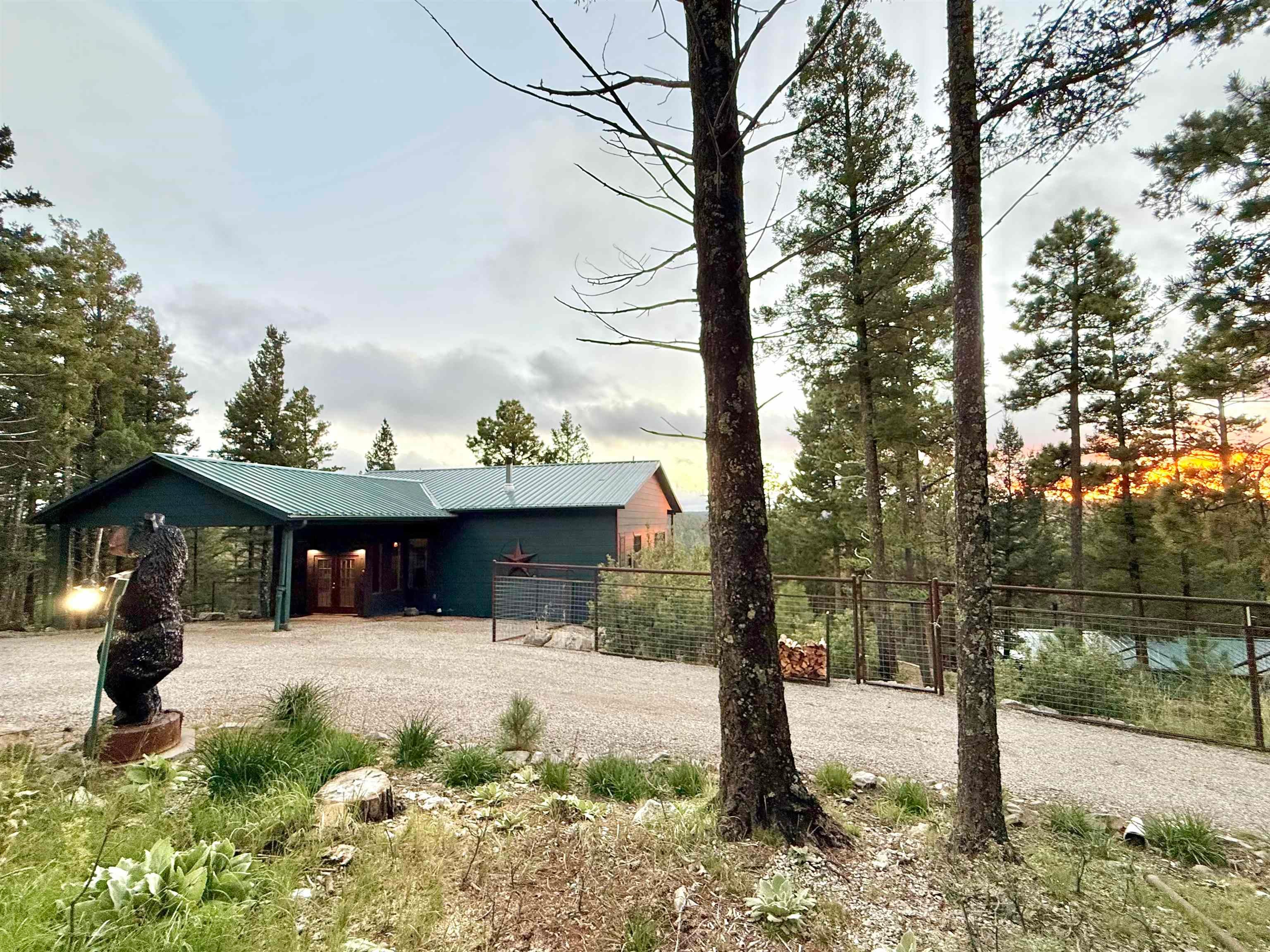 142 Ely Ln, Cloudcroft, NM 88317 — photo 2