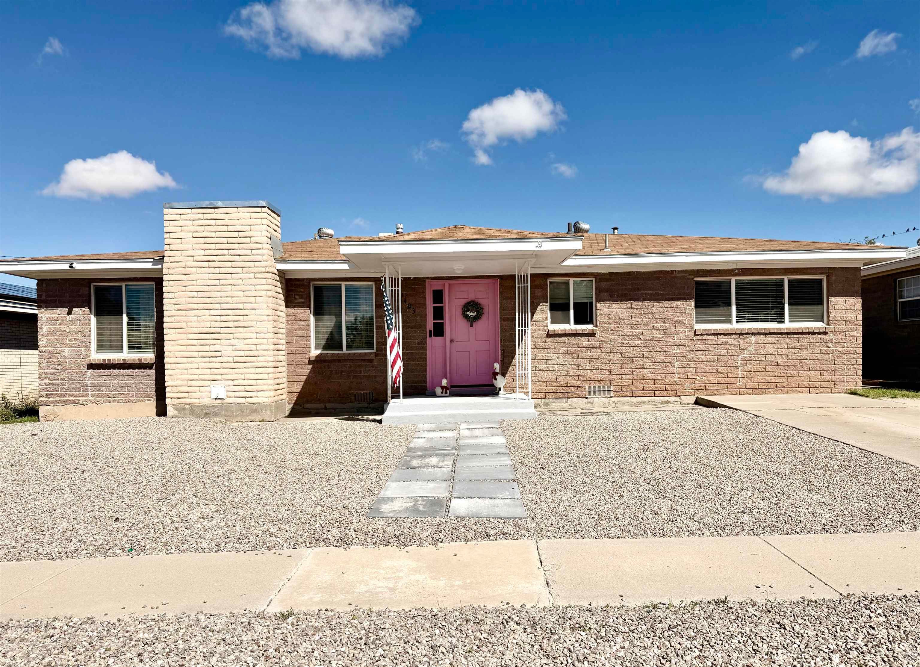 1403 Taft Ave — photo