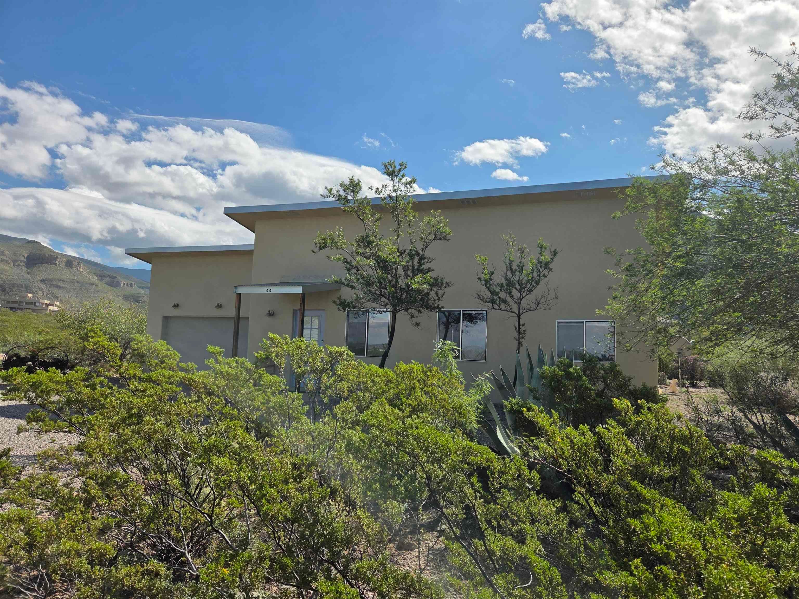 44 Lady of the Mountain Rd — photo