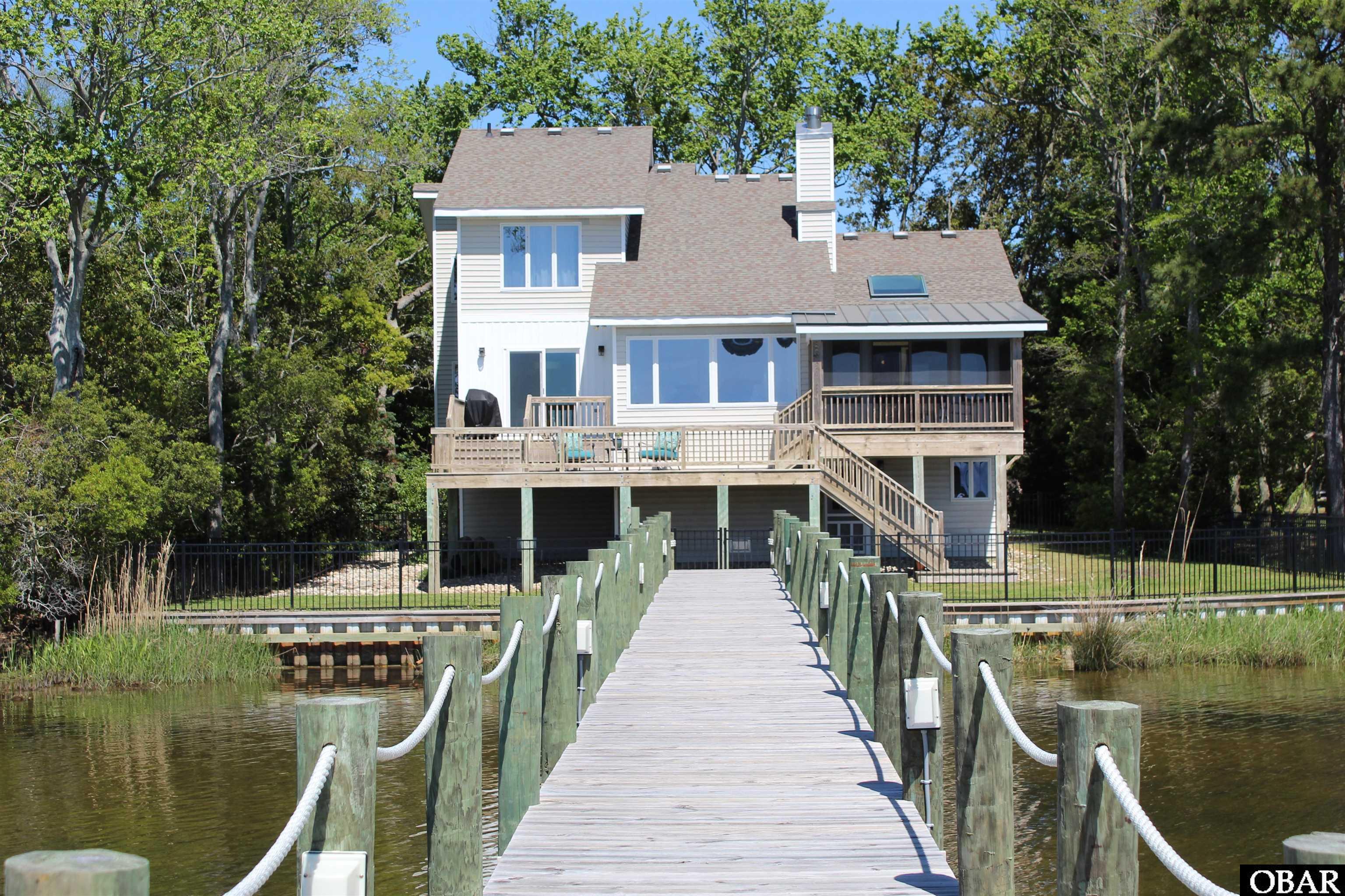 1406 Captains Circle — photo