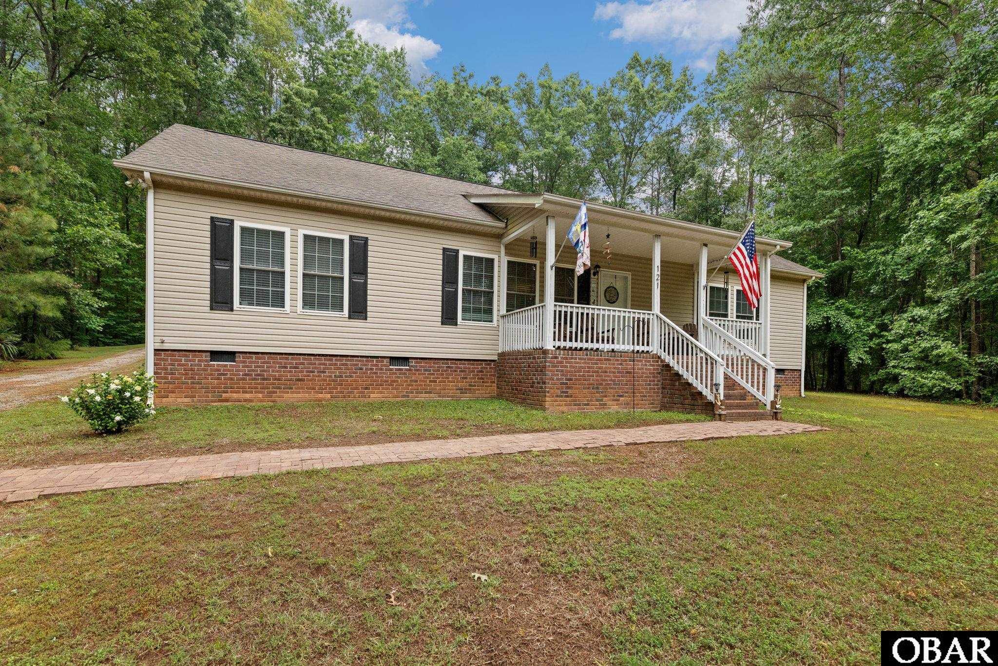 121 Plantation Drive — photo