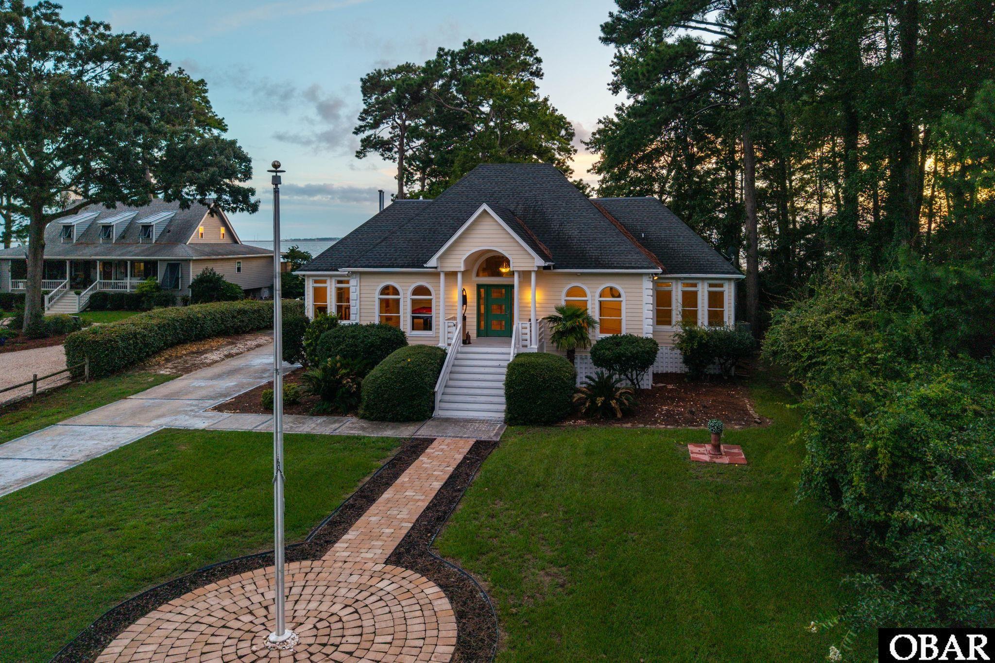 3032 Martins Point Road — photo