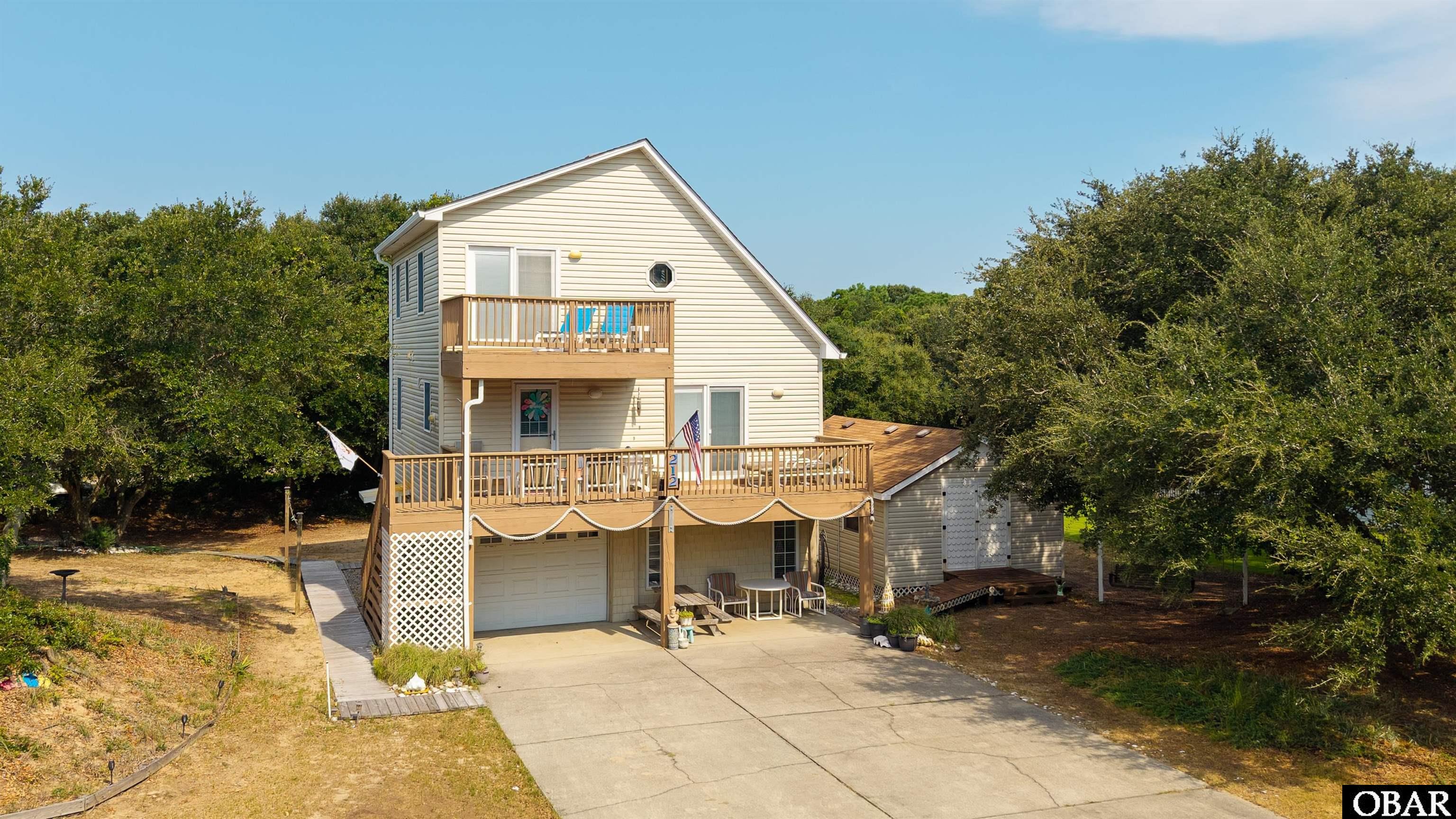 212 Beacon Drive — photo
