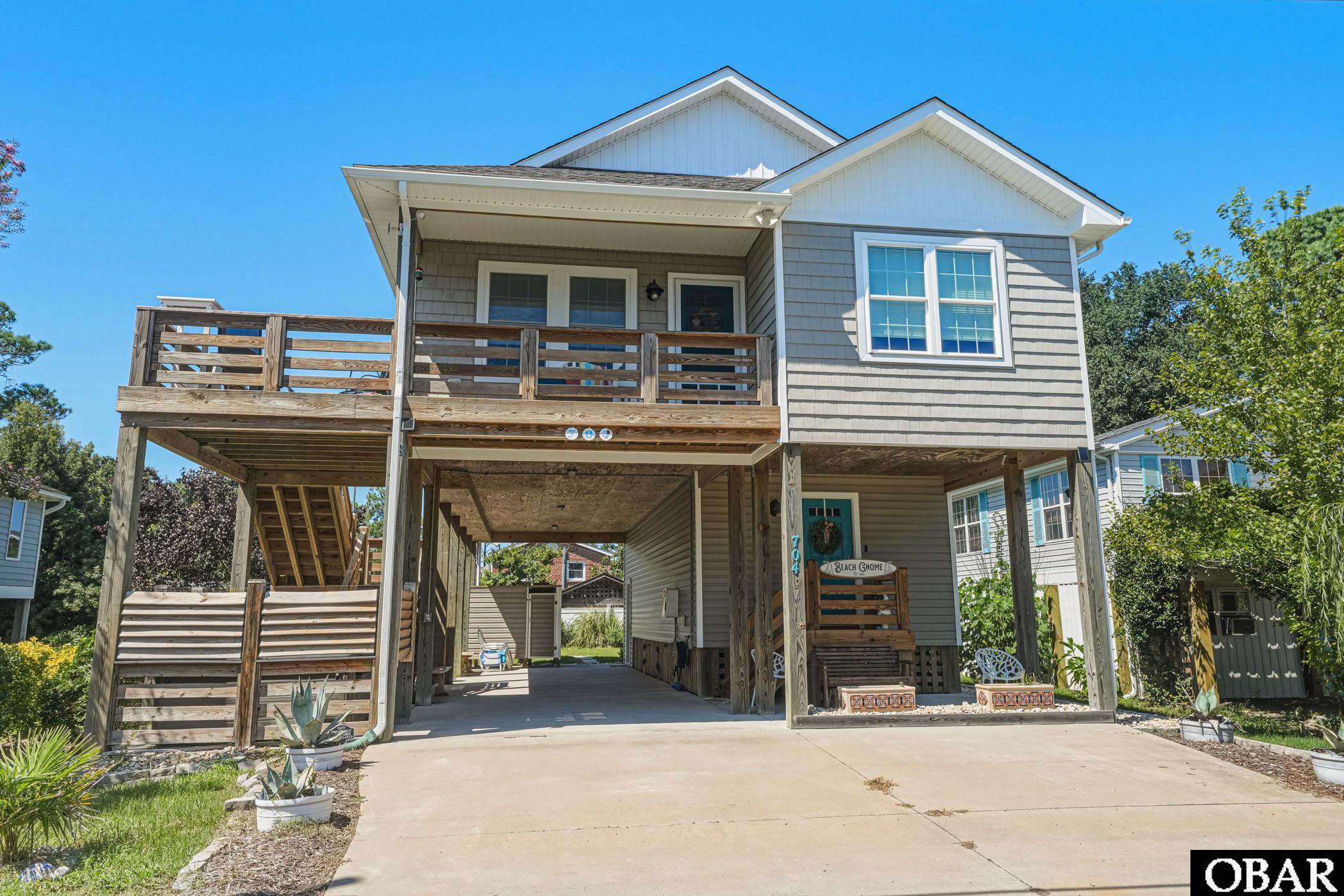 704 W Avalon Drive — photo