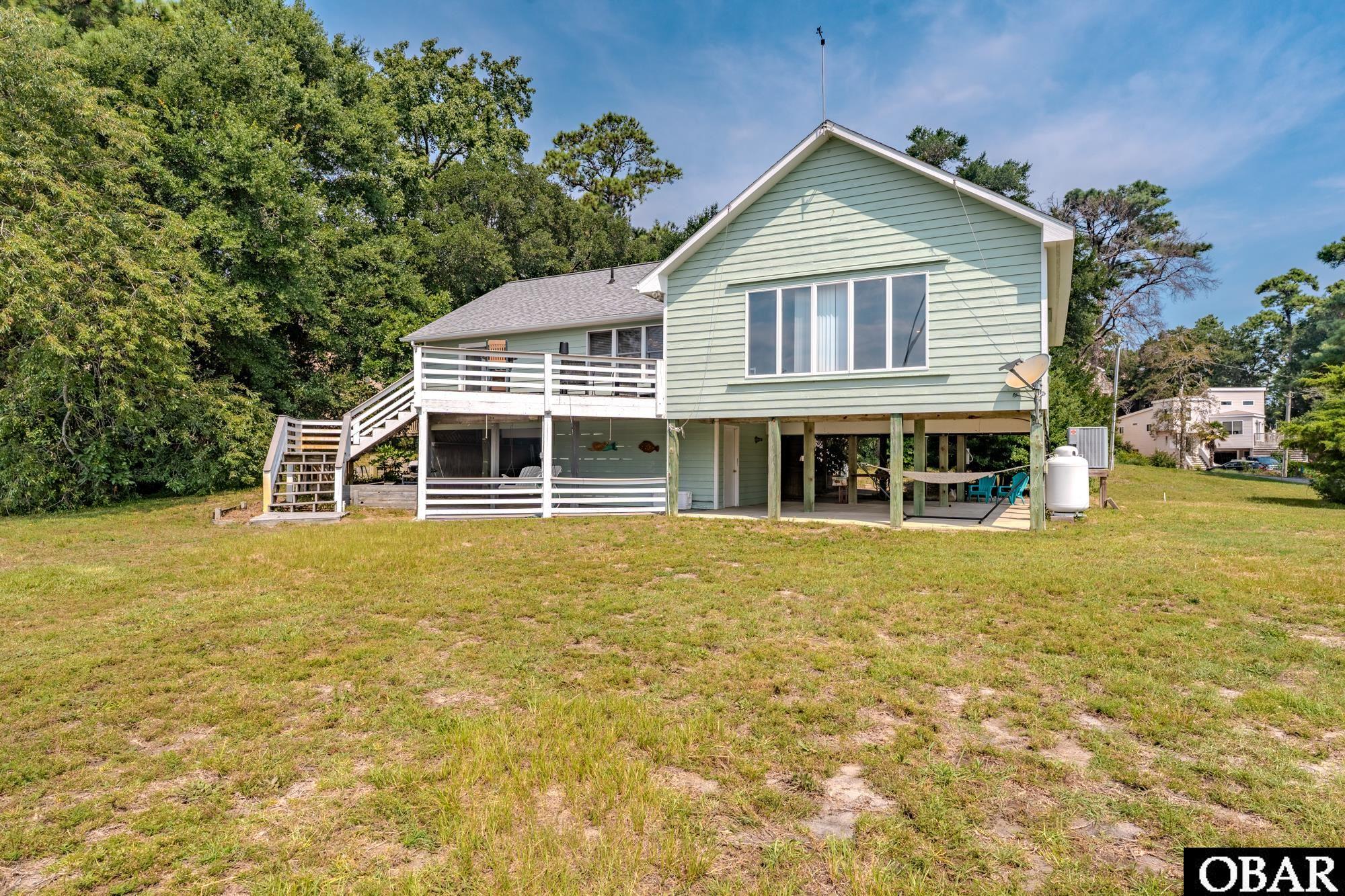 328 Sir Chandler Drive — photo