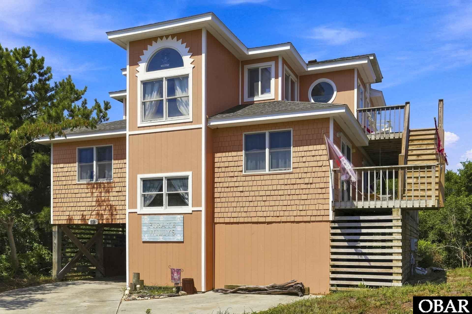 747 Willet Court — photo