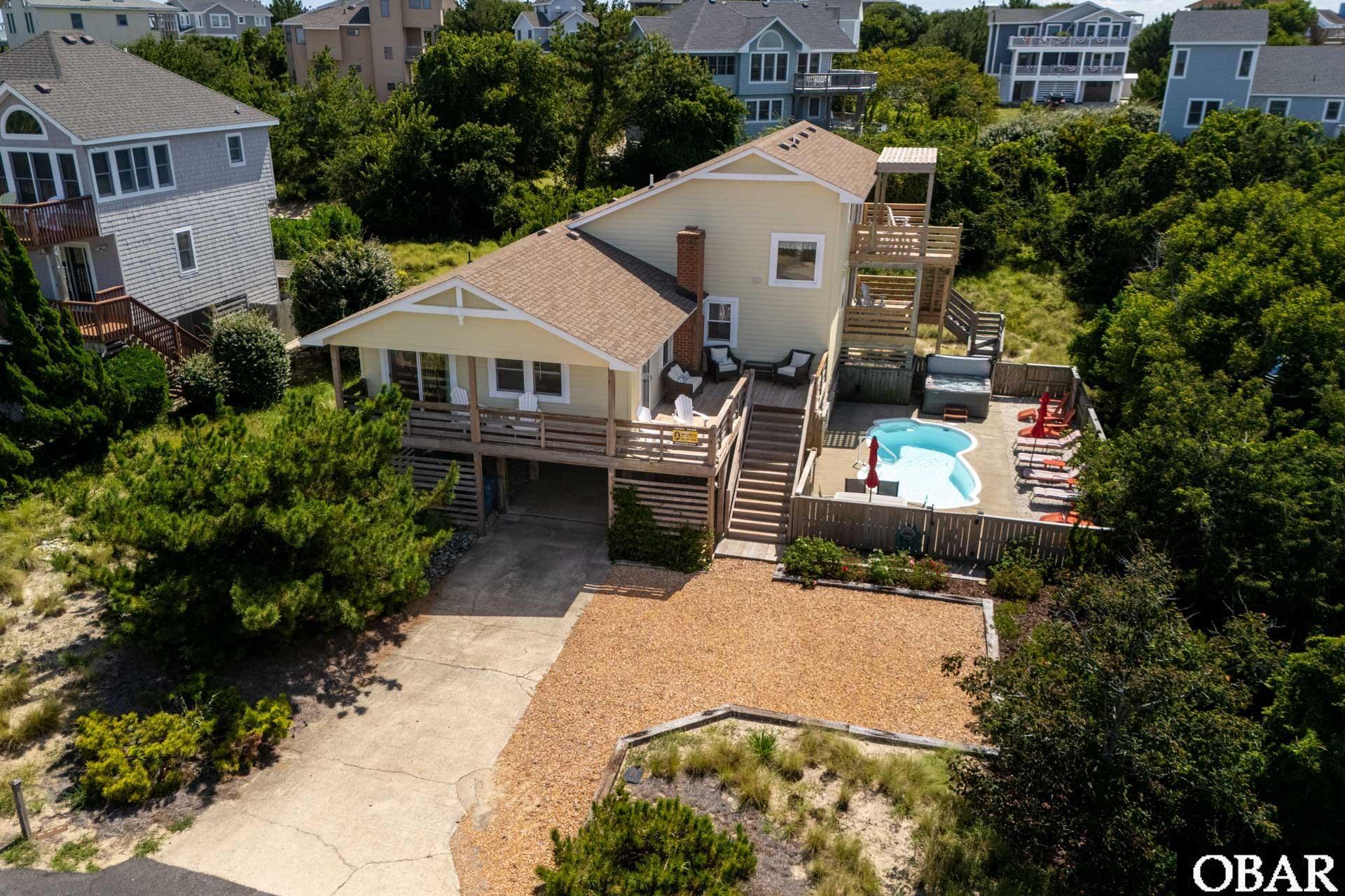111 Sprigtail Drive — photo
