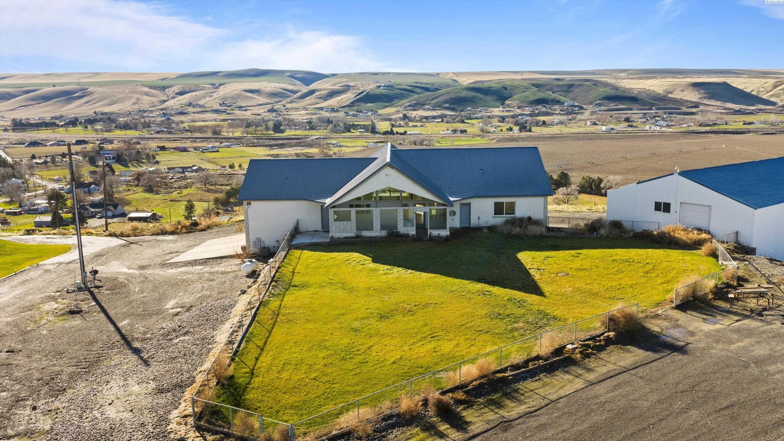 61910 E Solar Prne — photo