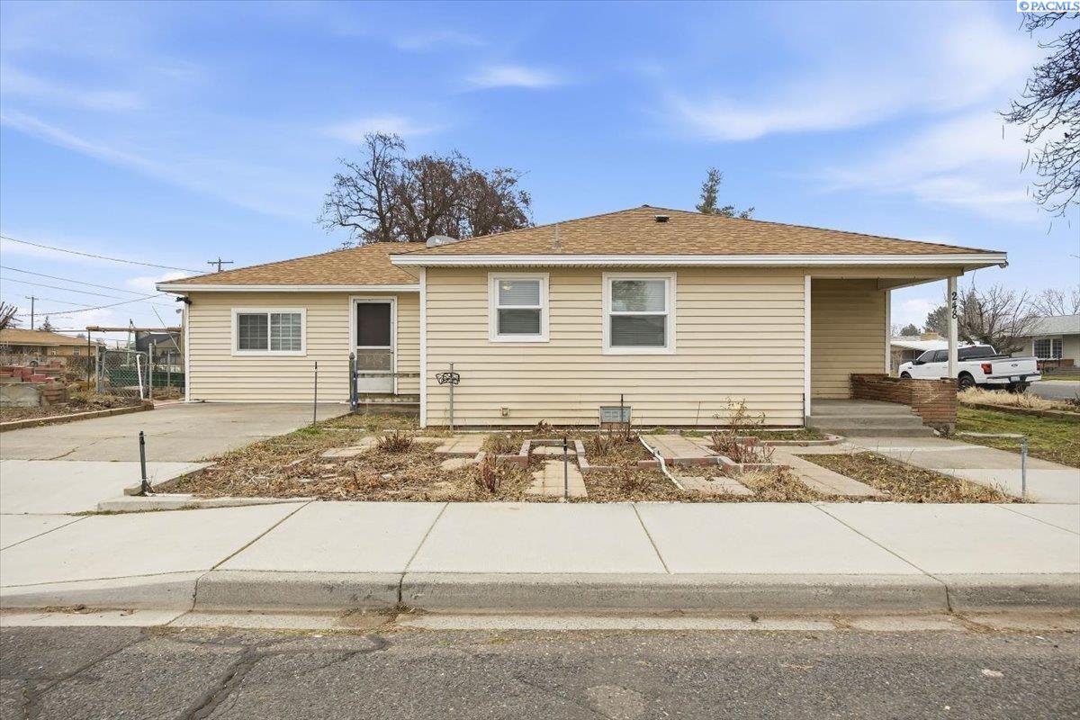 248 E Date — photo