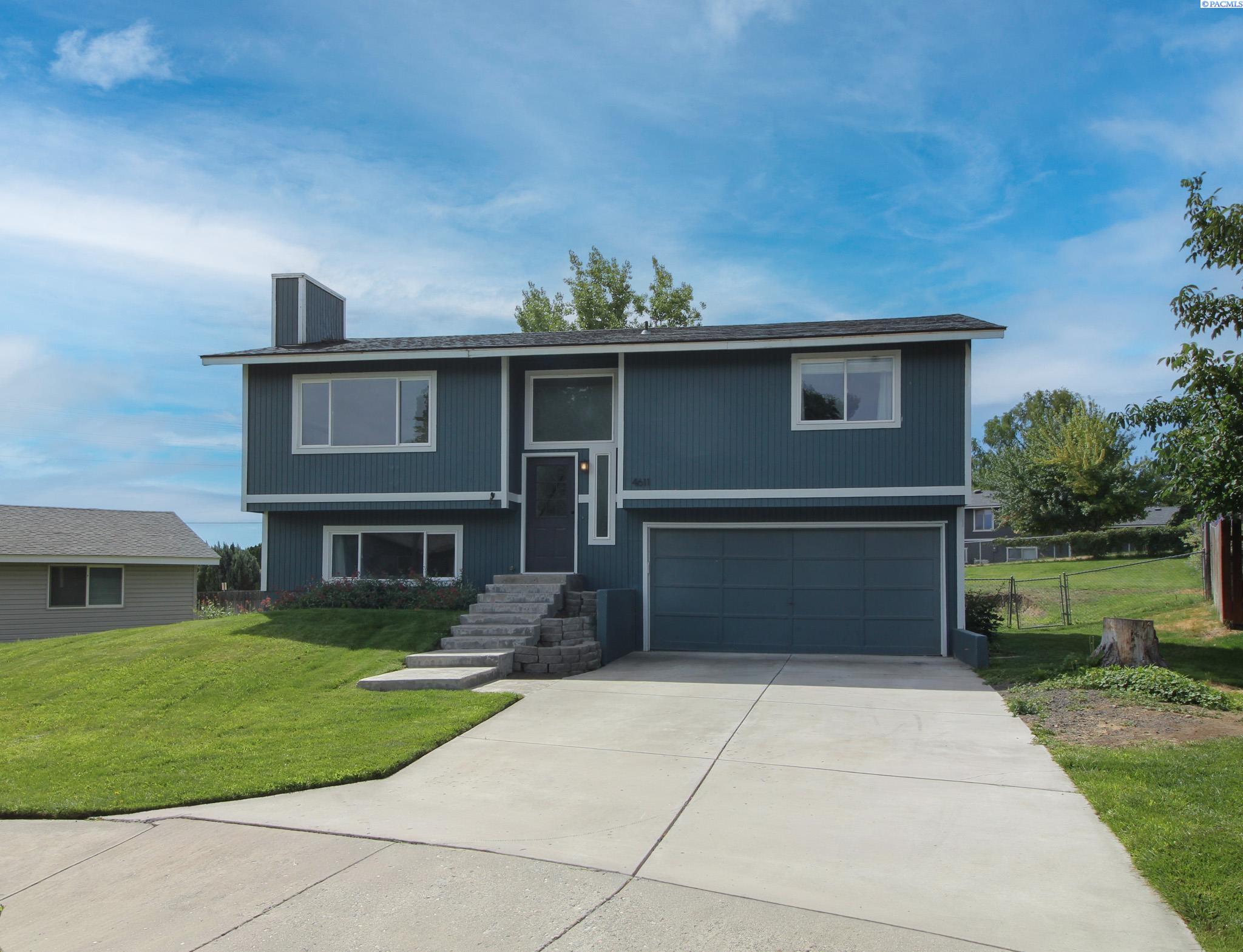 4611 Mallard Court — photo