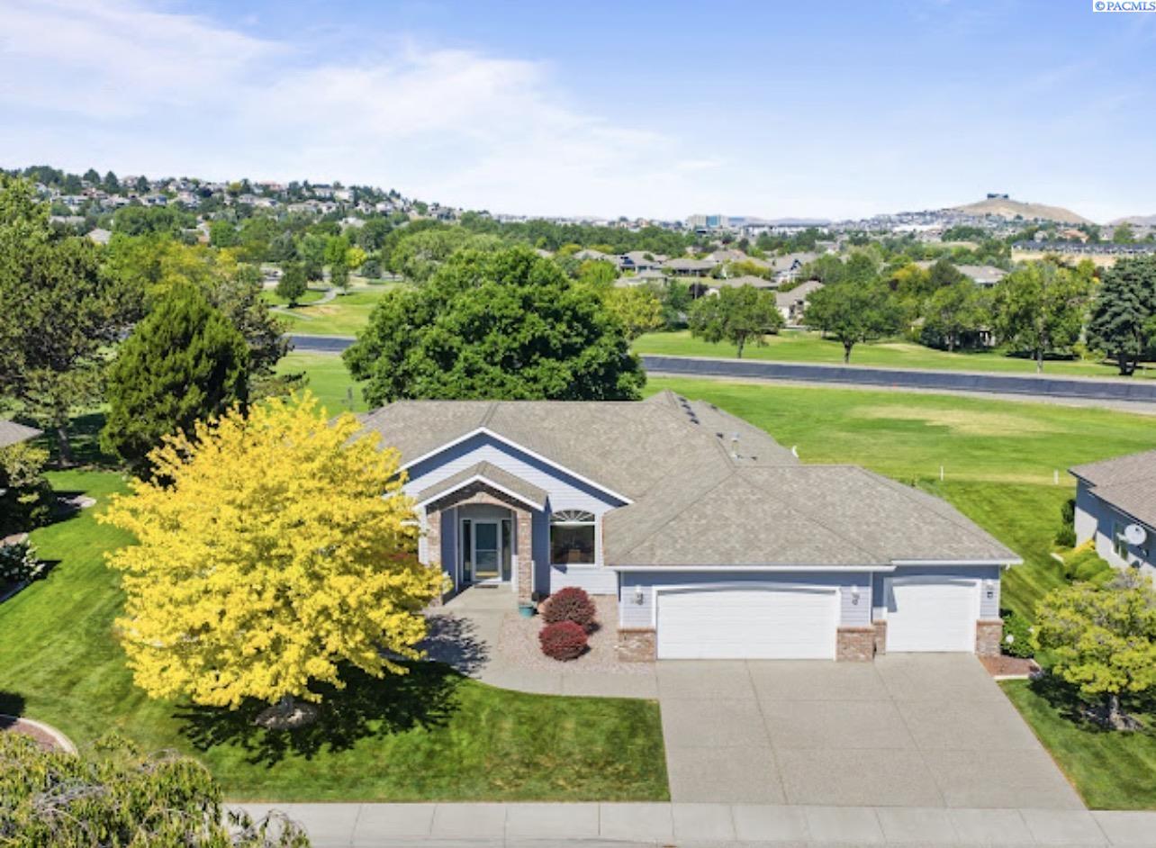3632 S Green Street — photo