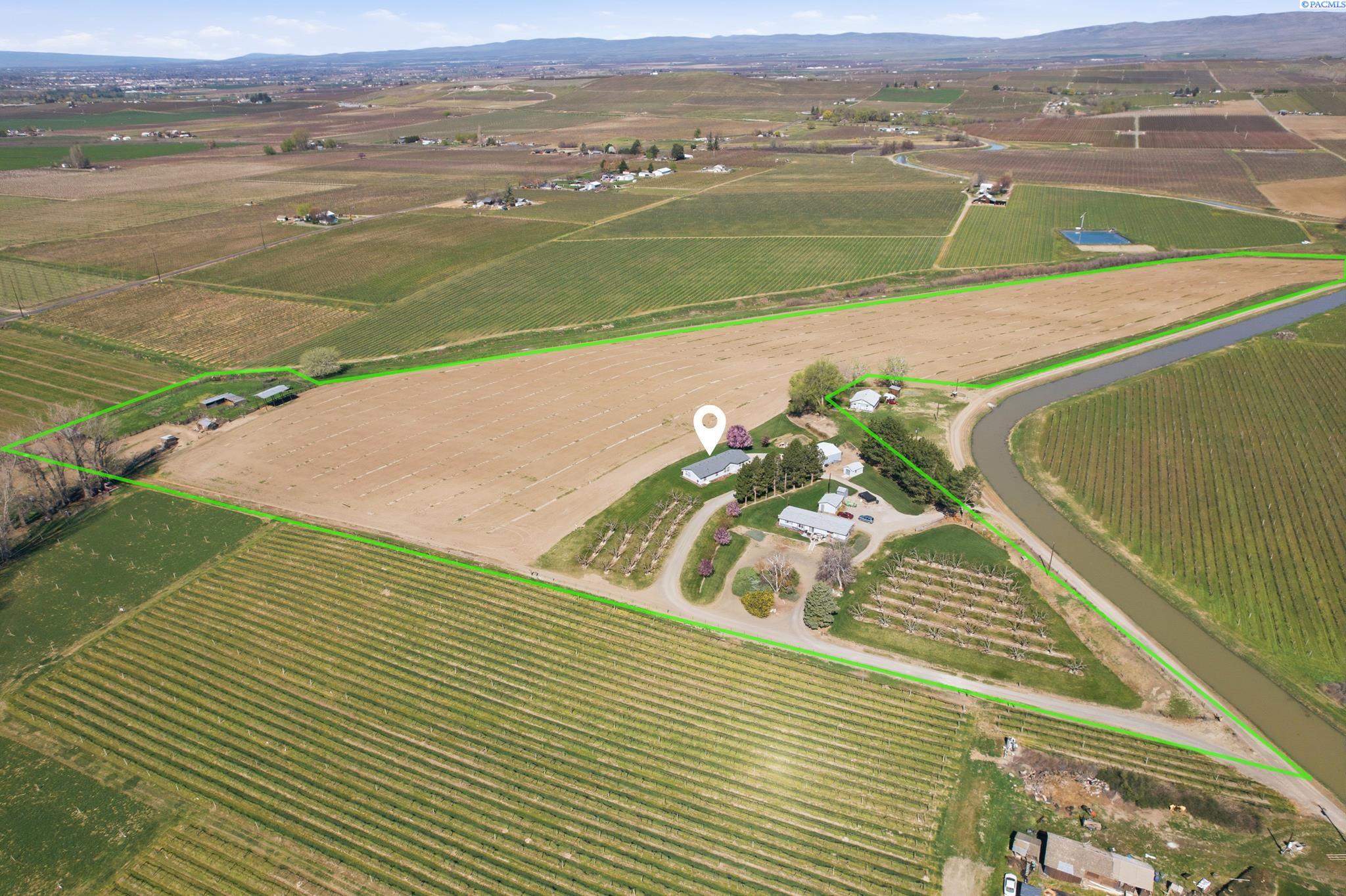 837 Olmstead Road, Grandview, WA 98930