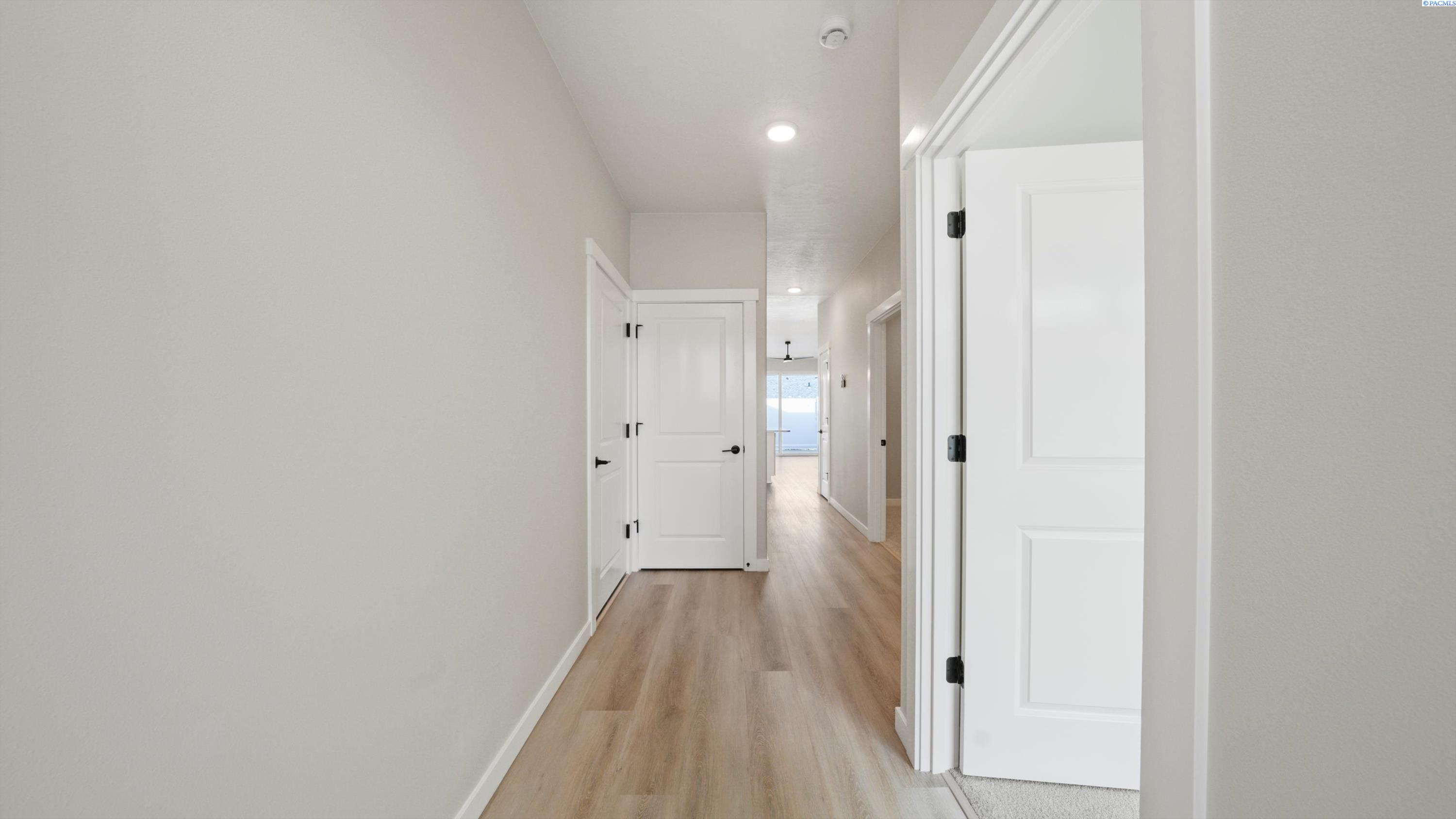1374 Kalani Court — photo