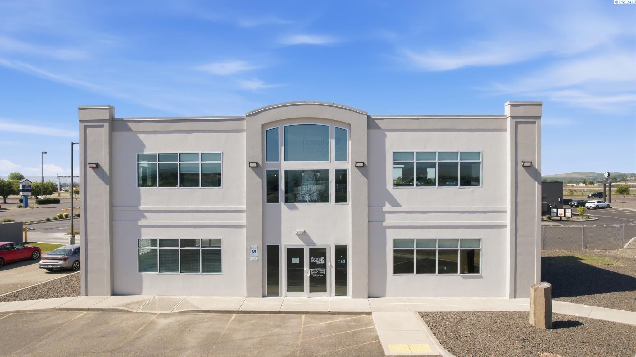 2576 Yakima Valley Hwy — photo