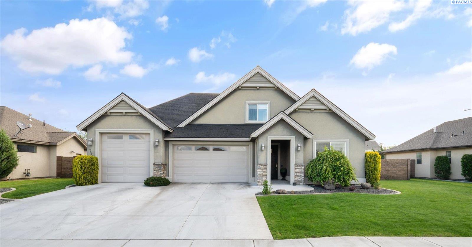 2536 Tiger Lane — photo