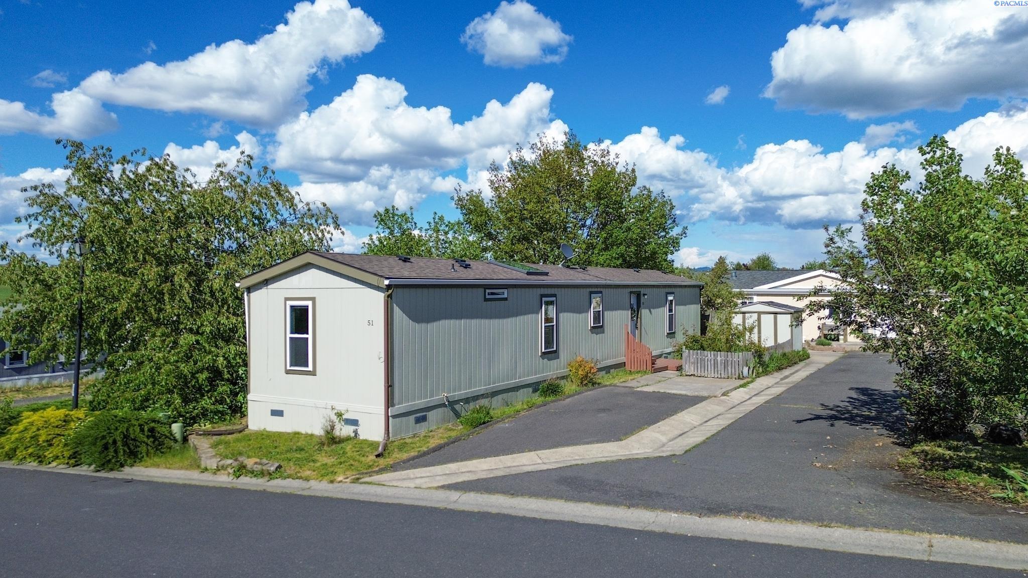 260 NW Golden Hills #51 — photo