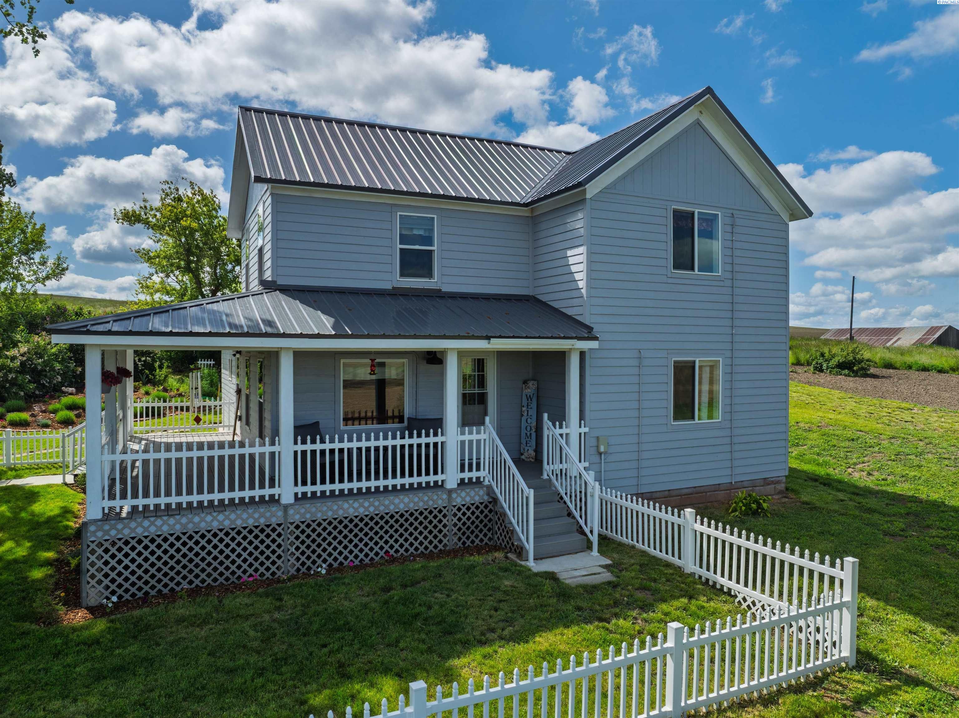 2031 Walter Siding Road — photo