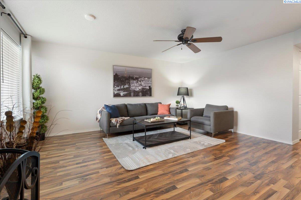 303 Gage Blvd #220 220 — photo